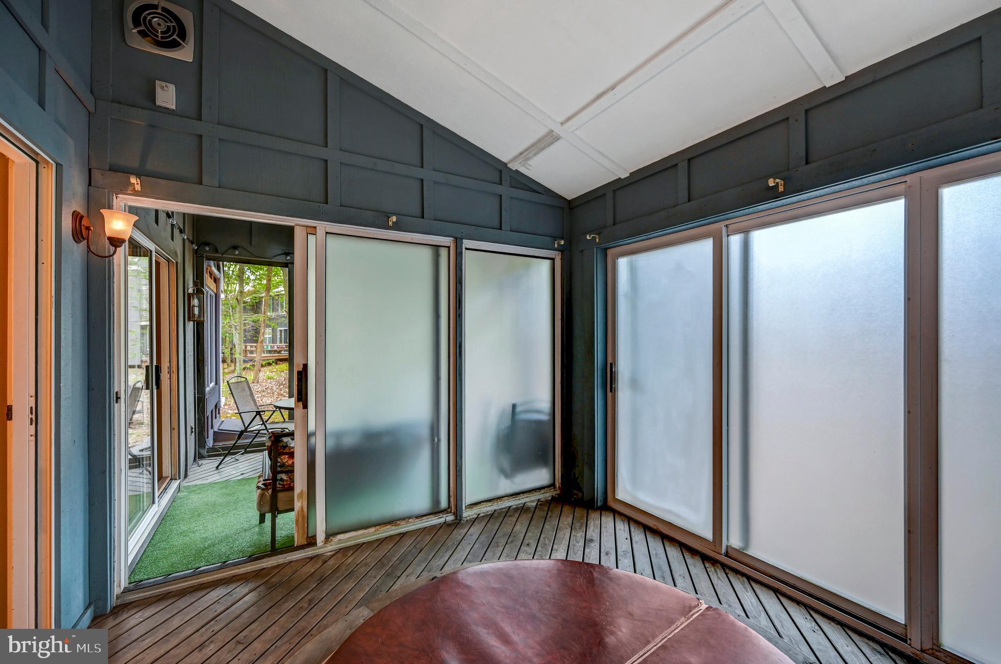 SNOW RIDGE VILLAGE - Residential