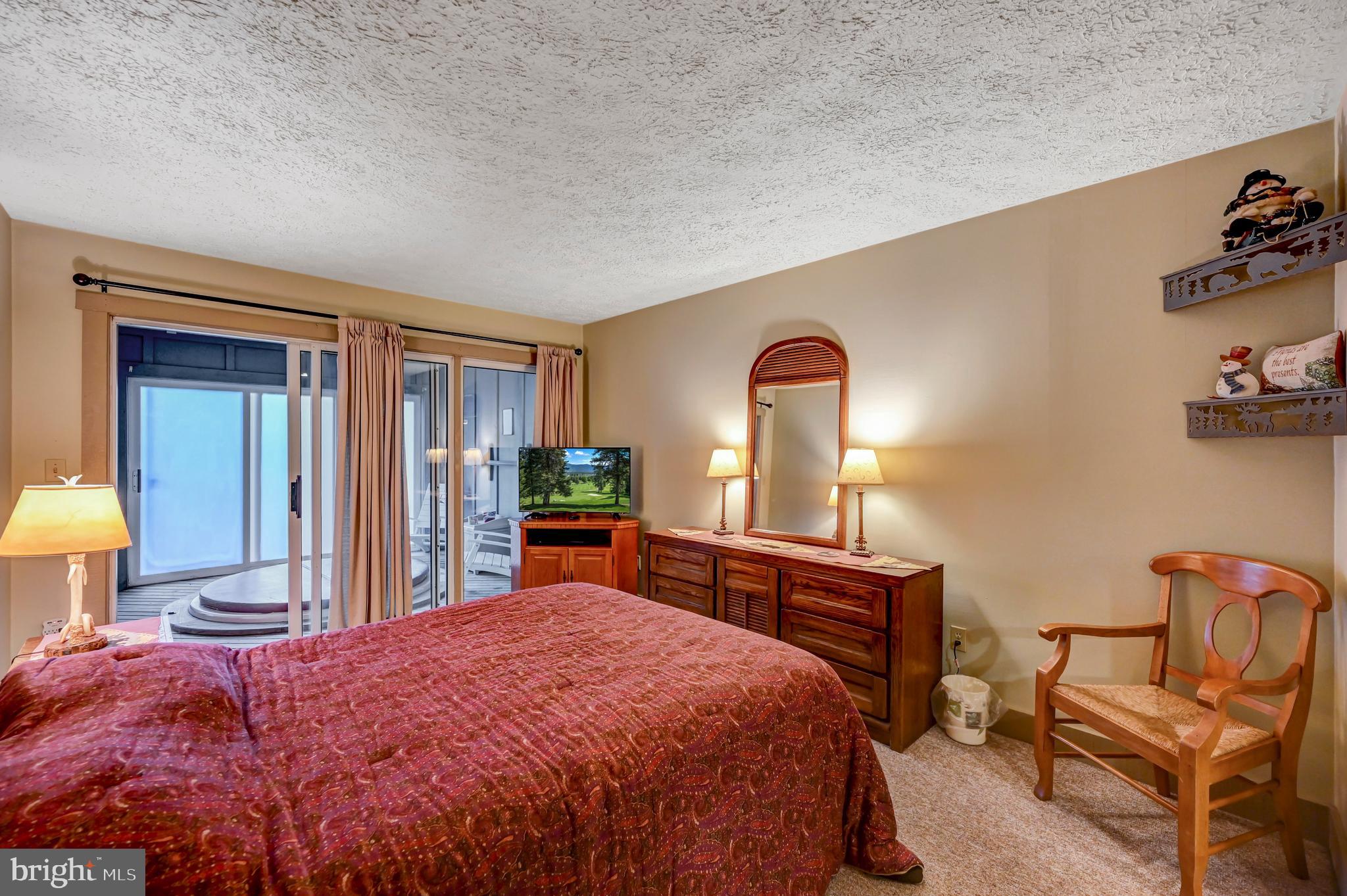 SNOW RIDGE VILLAGE - Residential