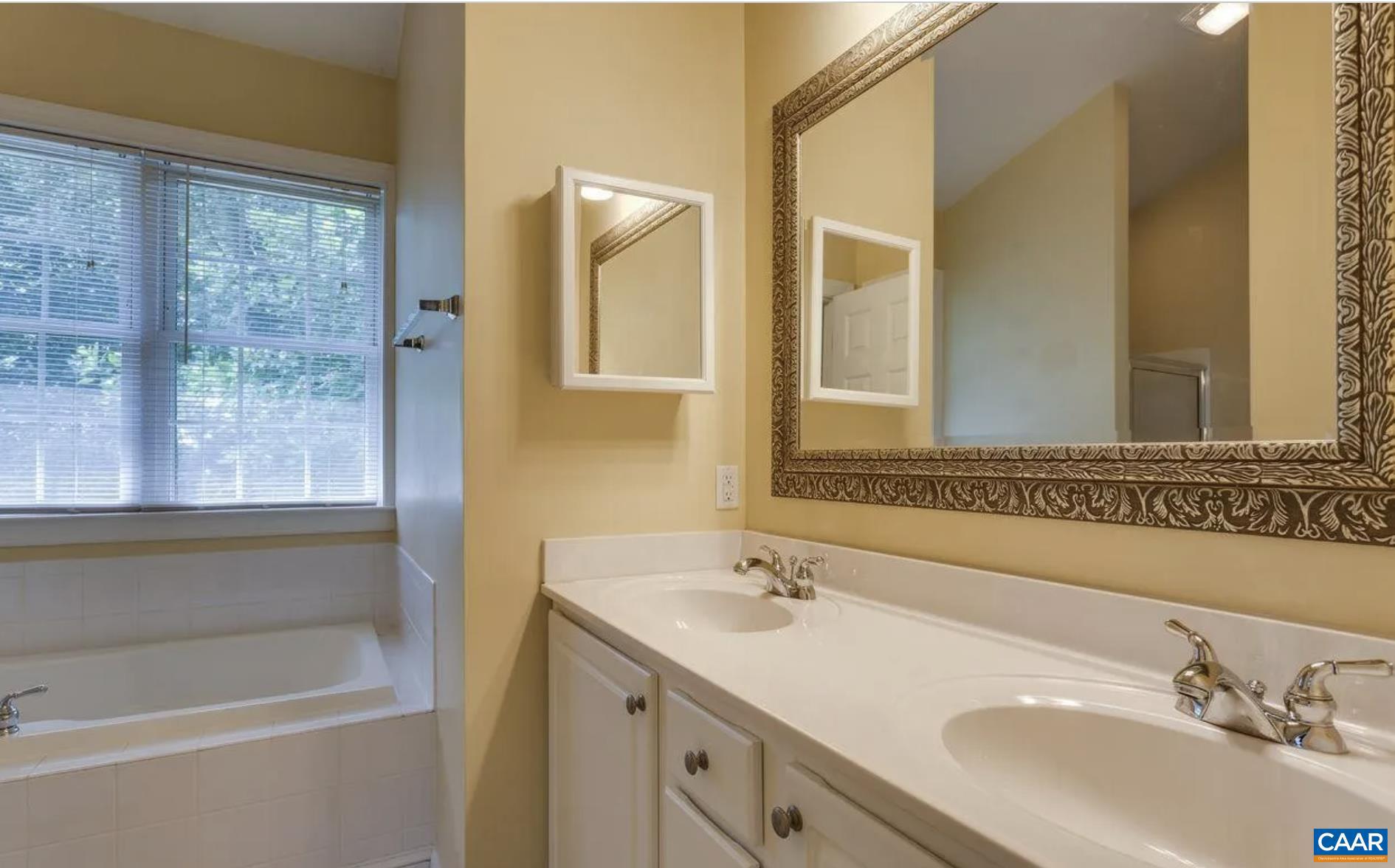 UNKNOWN - Residential Lease