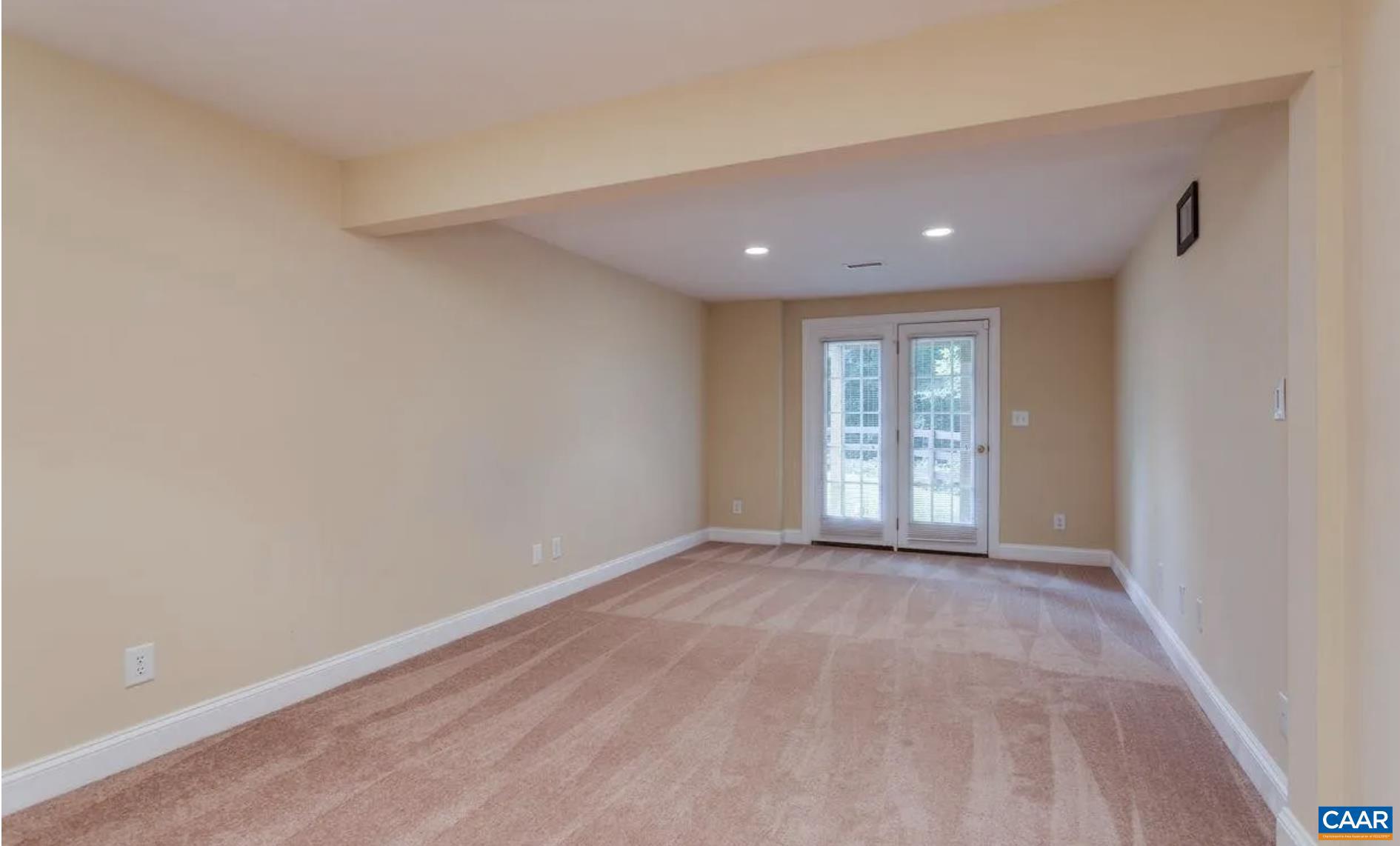 UNKNOWN - Residential Lease