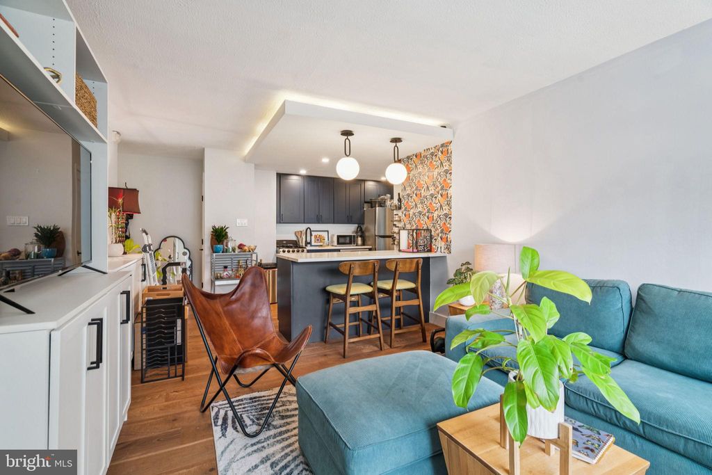 Photo of 2101 Chestnut Street #1504, PHILADELPHIA, PA 19103 (MLS # PAPH2525040)