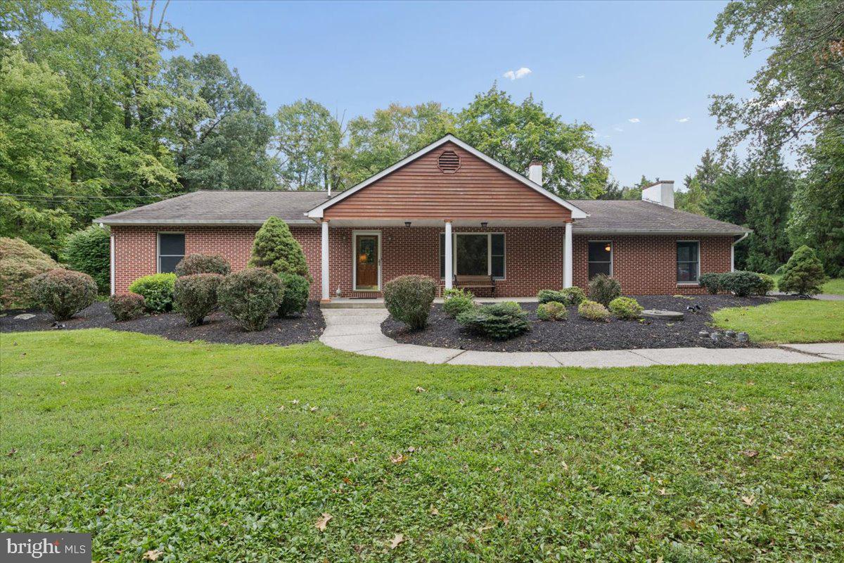 1373 OXFORD VALLEY ROAD
