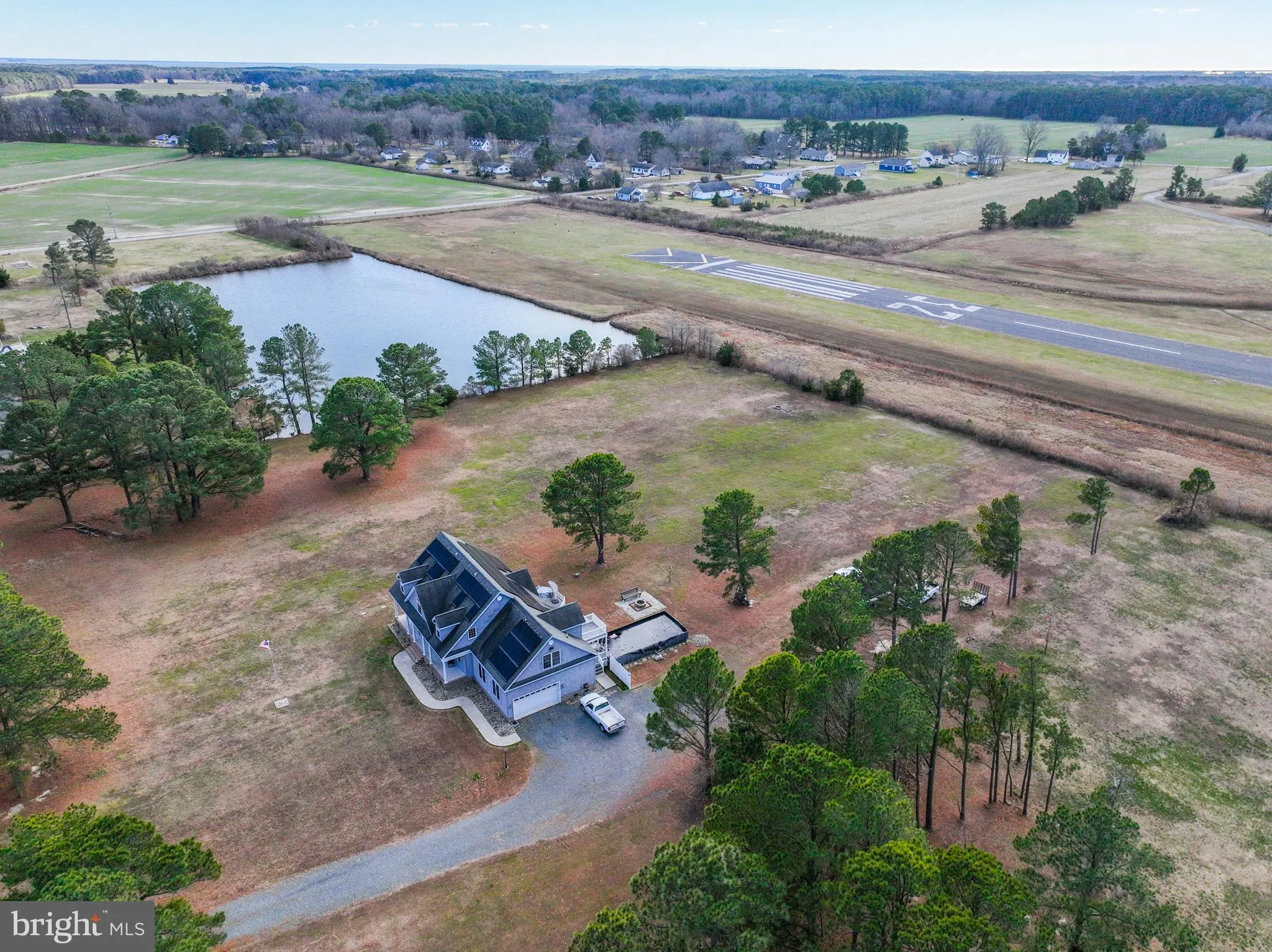 Crisfield, Maryland 21817, United States, 4 Bedrooms Bedrooms, ,4 BathroomsBathrooms,Residential,Contingent,24073