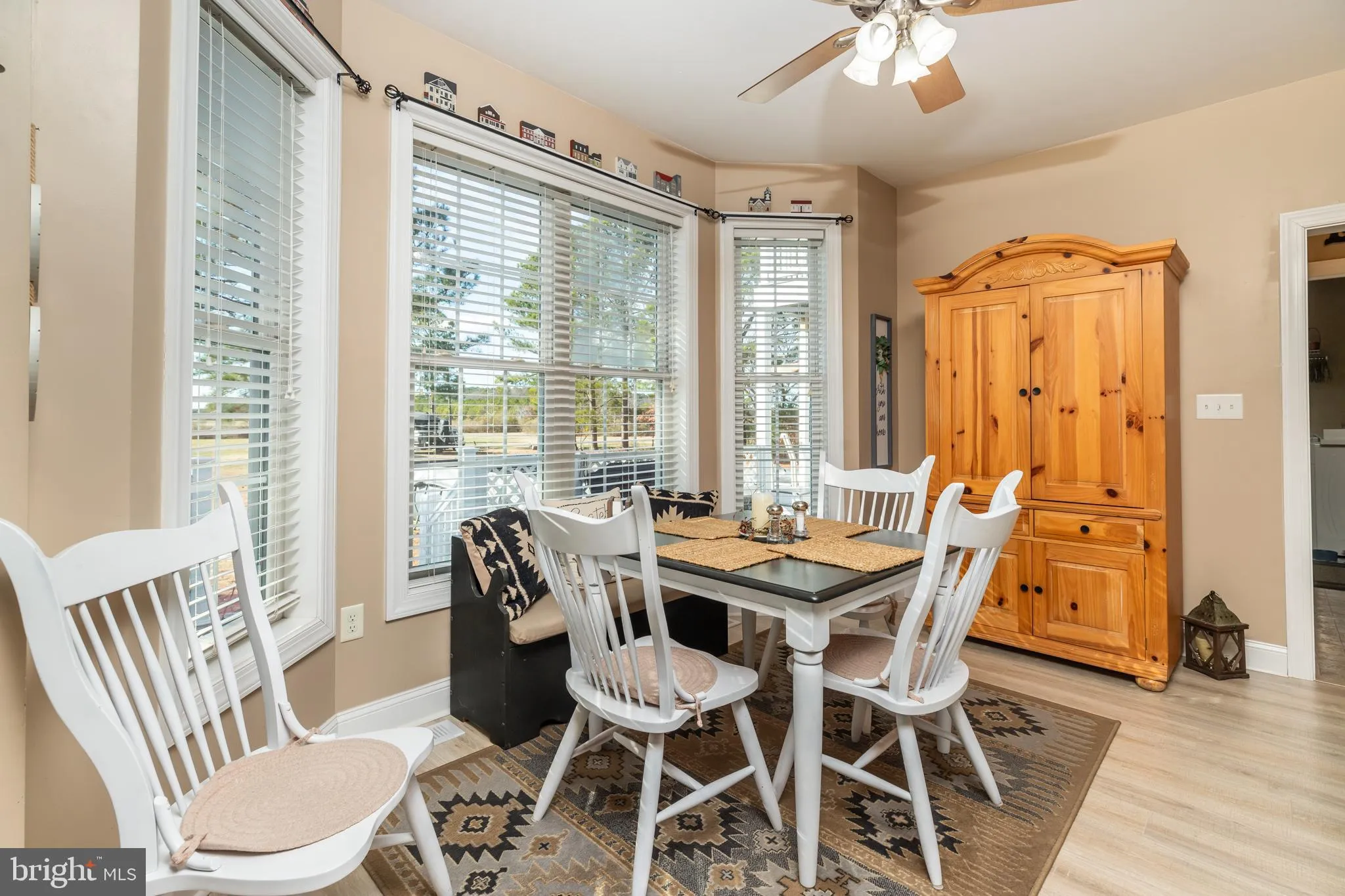 Crisfield, Maryland 21817, United States, 4 Bedrooms Bedrooms, ,4 BathroomsBathrooms,Residential,Contingent,24073