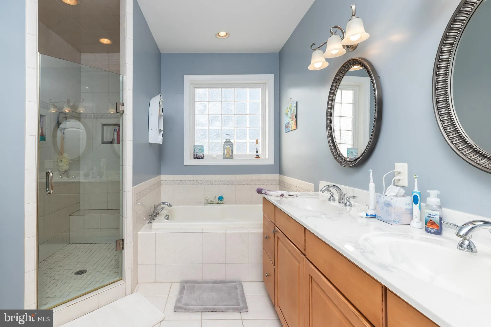 Crisfield, Maryland 21817, United States, 4 Bedrooms Bedrooms, ,4 BathroomsBathrooms,Residential,Contingent,24073