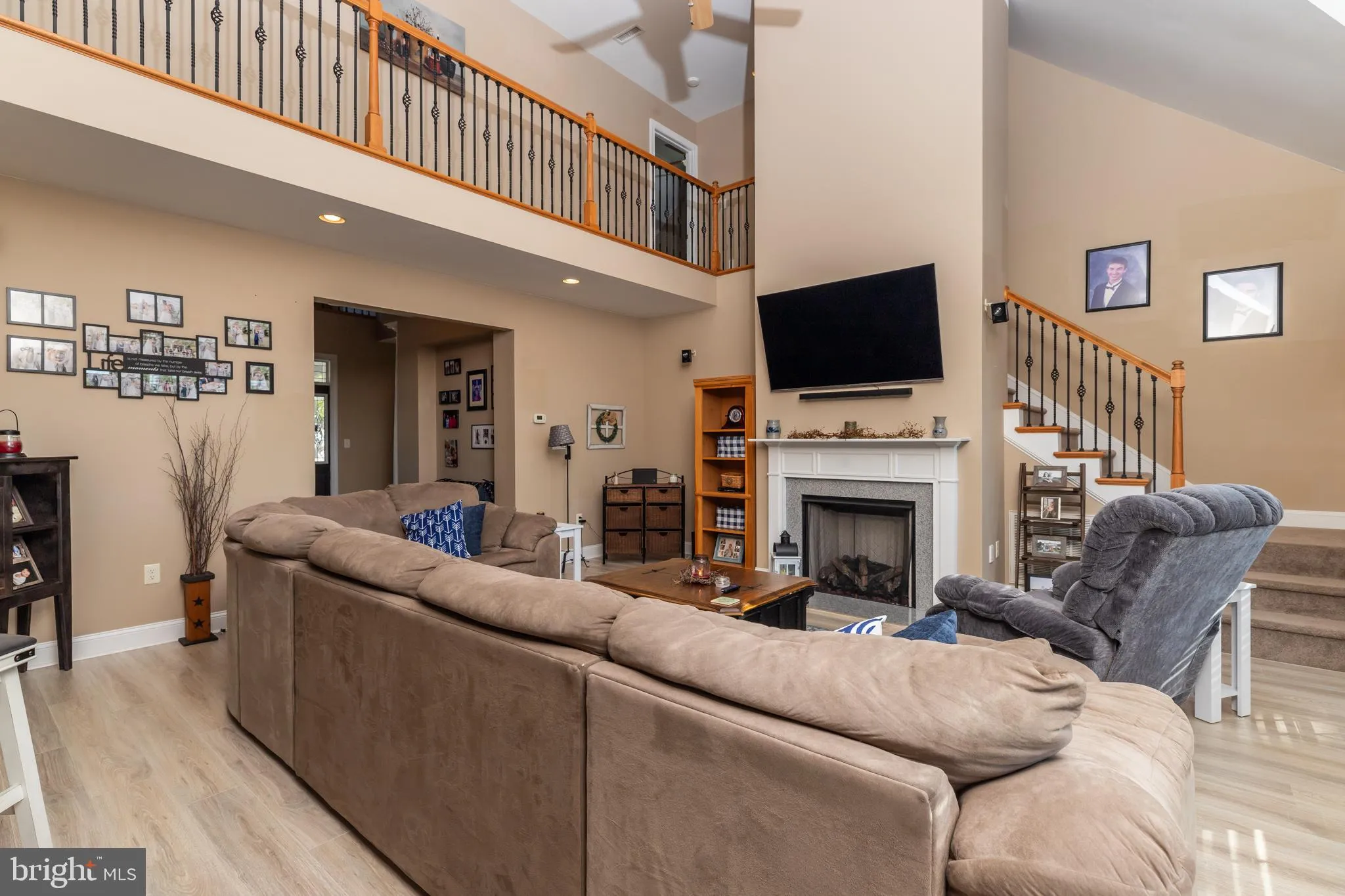 Crisfield, Maryland 21817, United States, 4 Bedrooms Bedrooms, ,4 BathroomsBathrooms,Residential,Contingent,24073