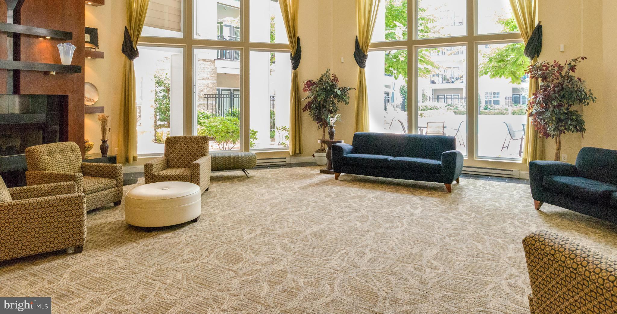 FITZ AT ROCKVILLE TOWN C - Residential