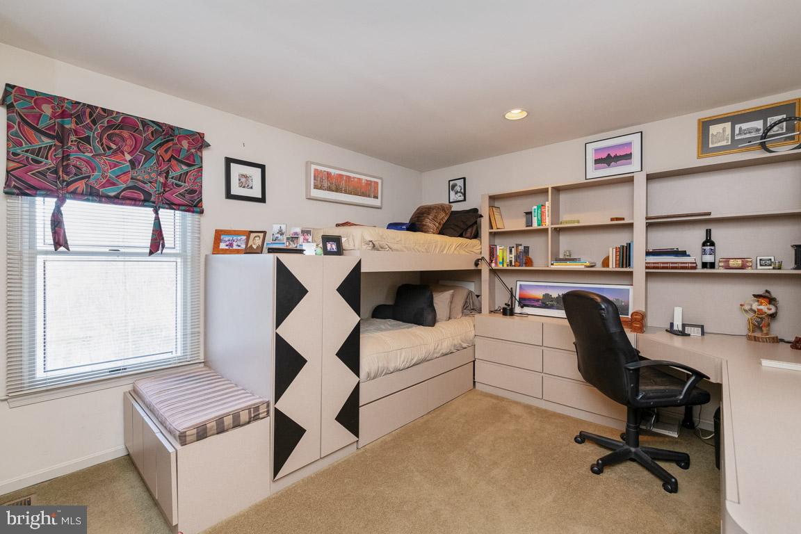 VELVET HILLS SOUTH - Residential