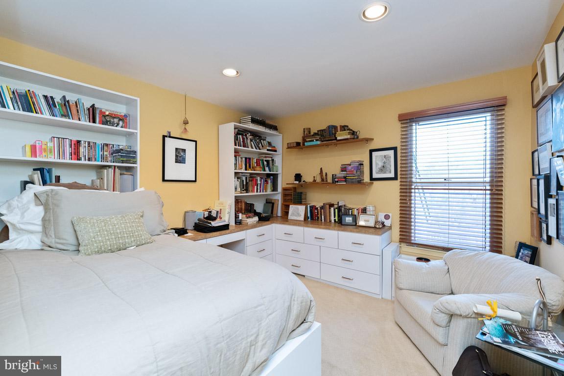 VELVET HILLS SOUTH - Residential