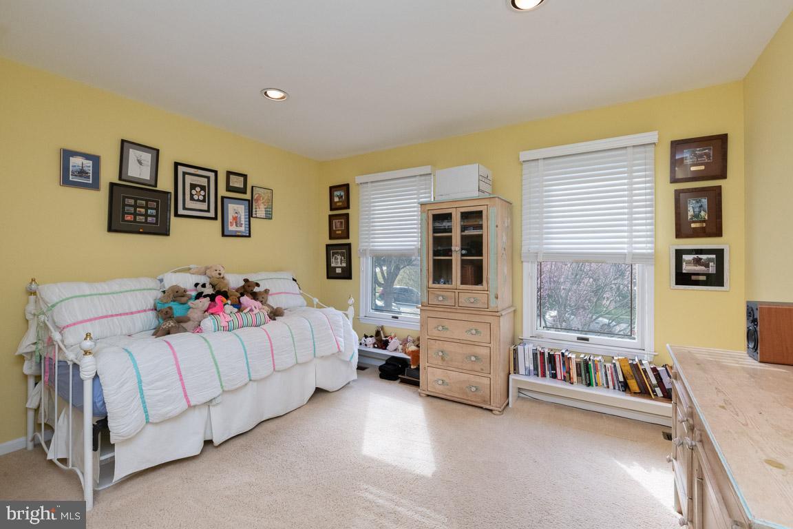 VELVET HILLS SOUTH - Residential