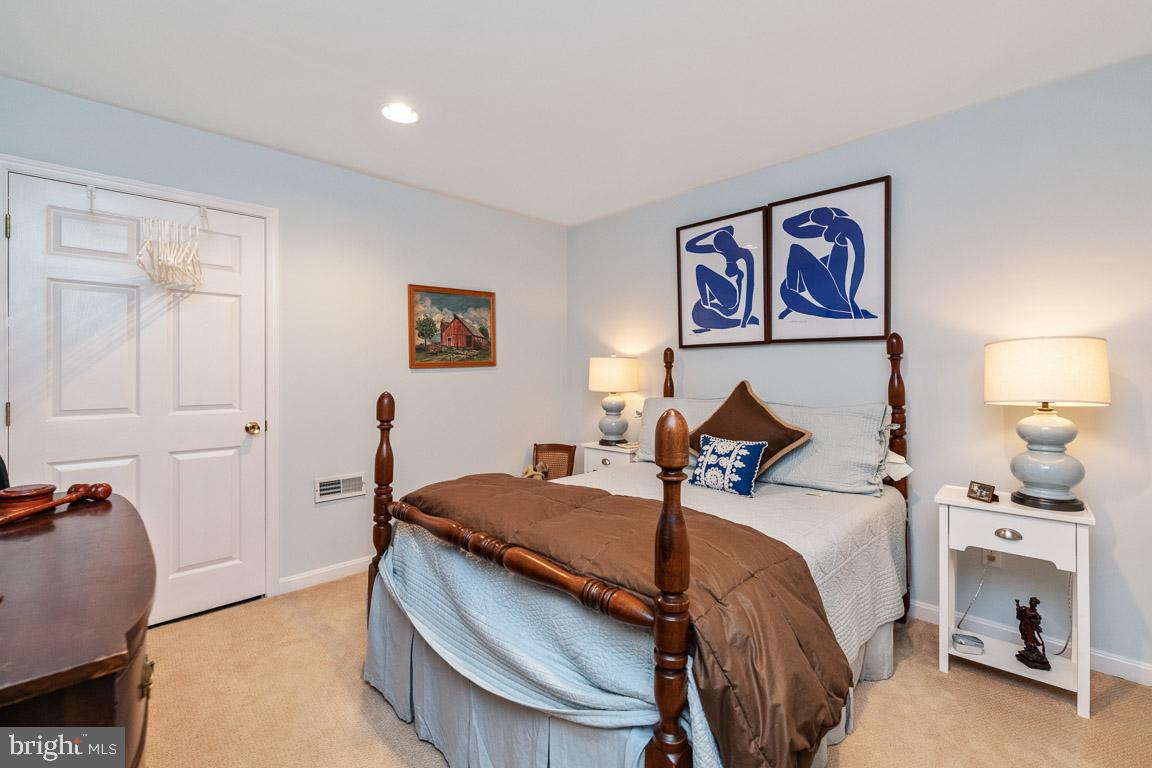 VELVET HILLS SOUTH - Residential