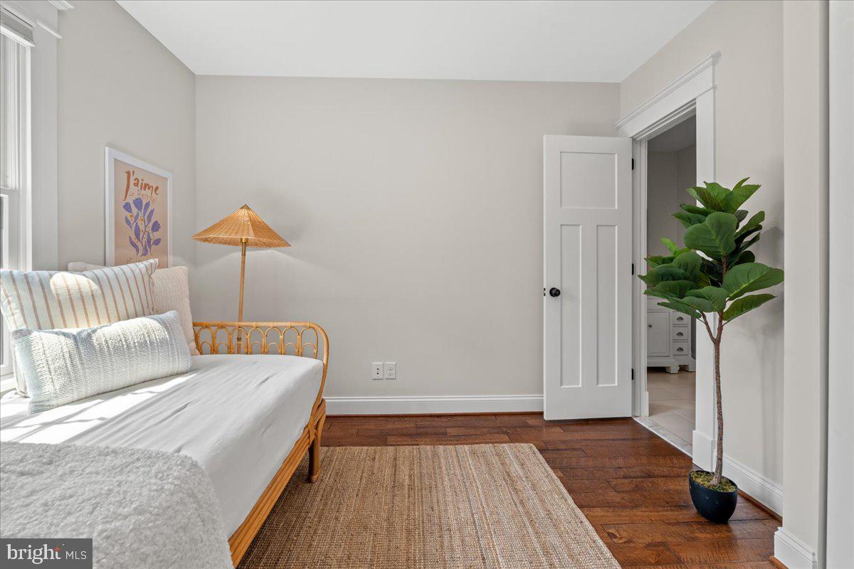 ROSEMONT - Residential