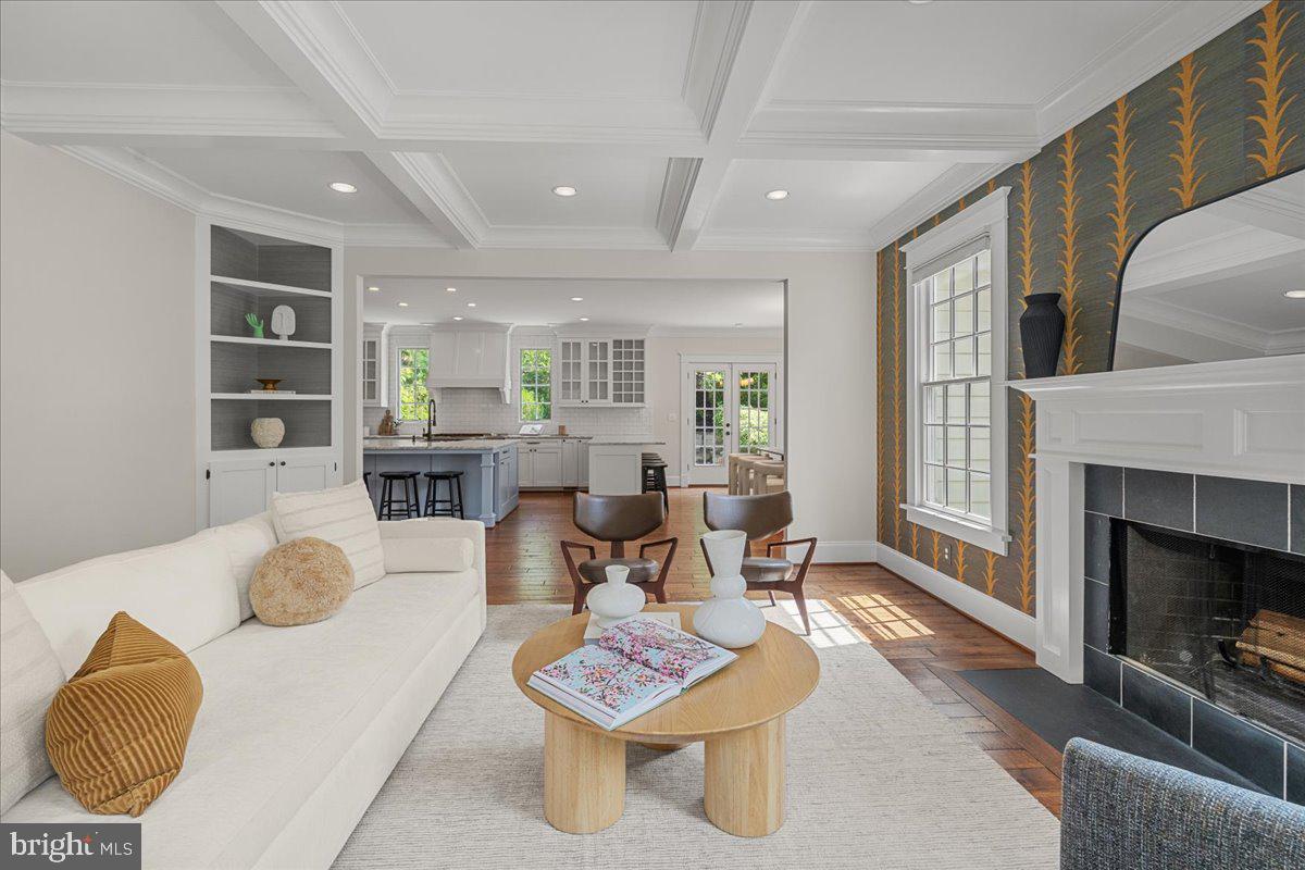 ROSEMONT - Residential