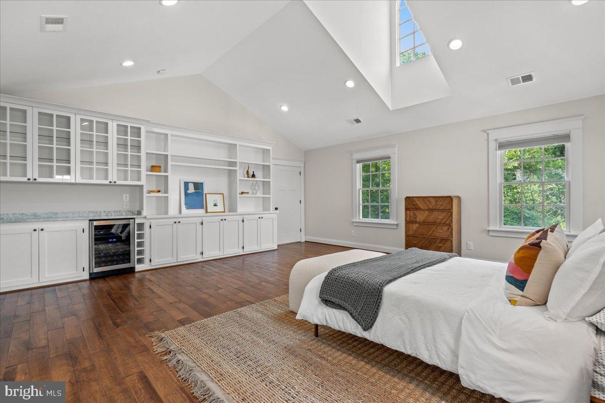 ROSEMONT - Residential