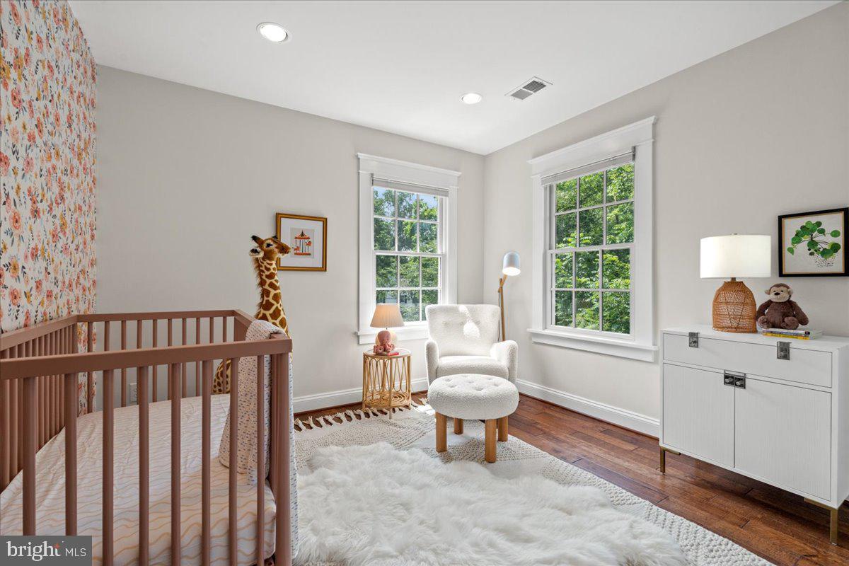 ROSEMONT - Residential