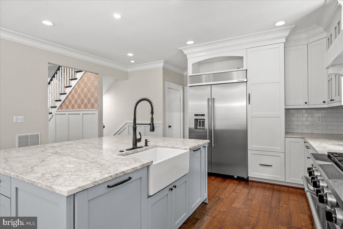 ROSEMONT - Residential