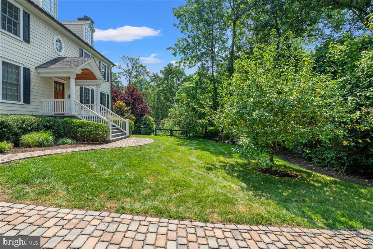 ROSEMONT - Residential