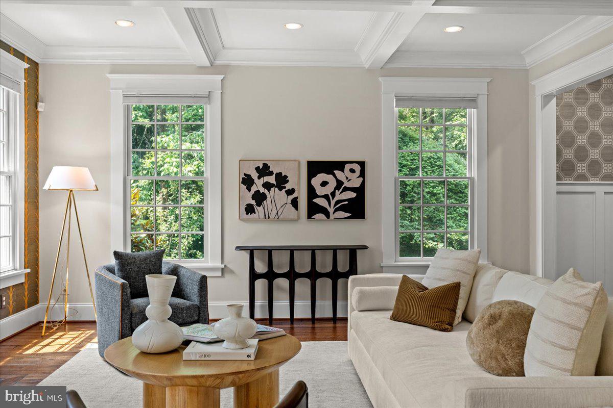 ROSEMONT - Residential