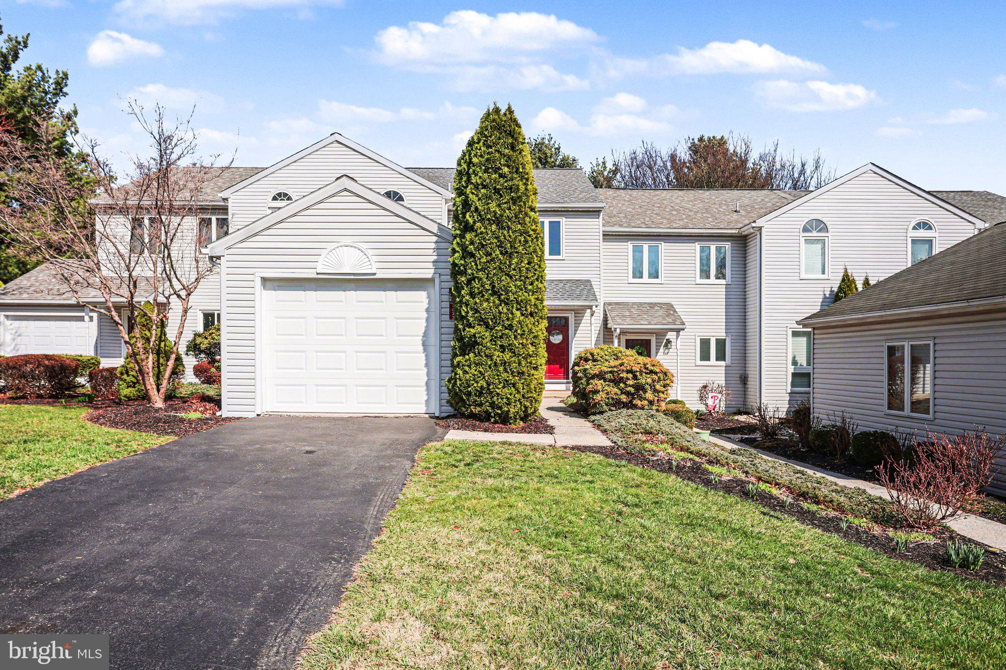 BEACON HILL - Residential