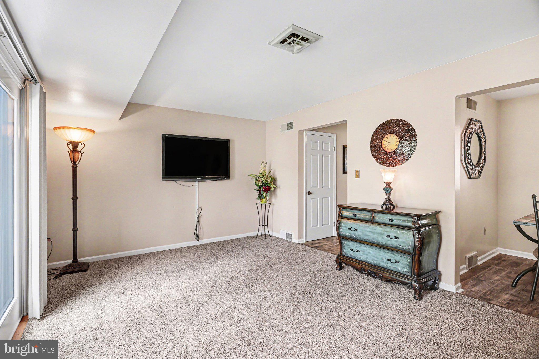 BEACON HILL - Residential