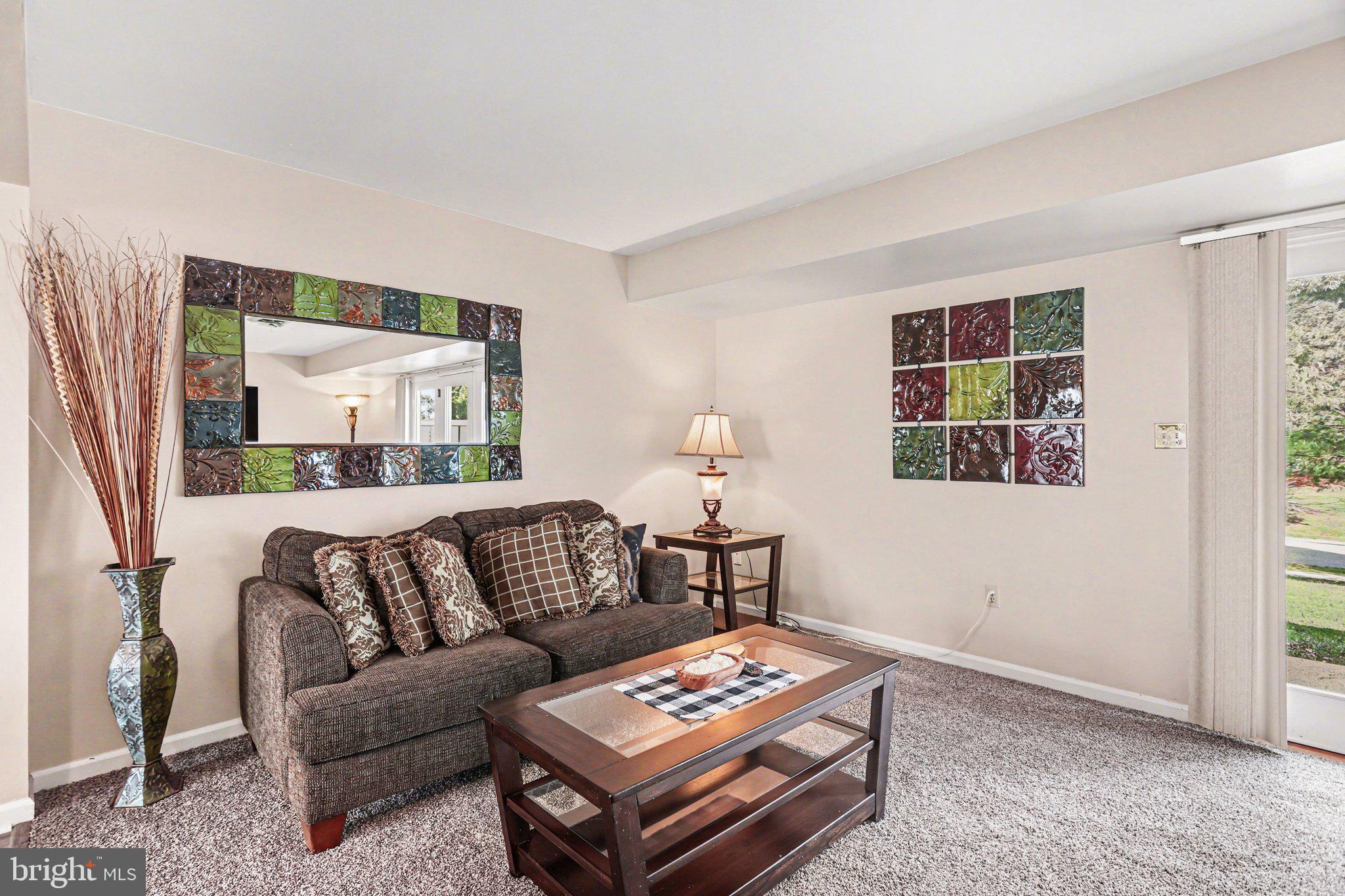 BEACON HILL - Residential