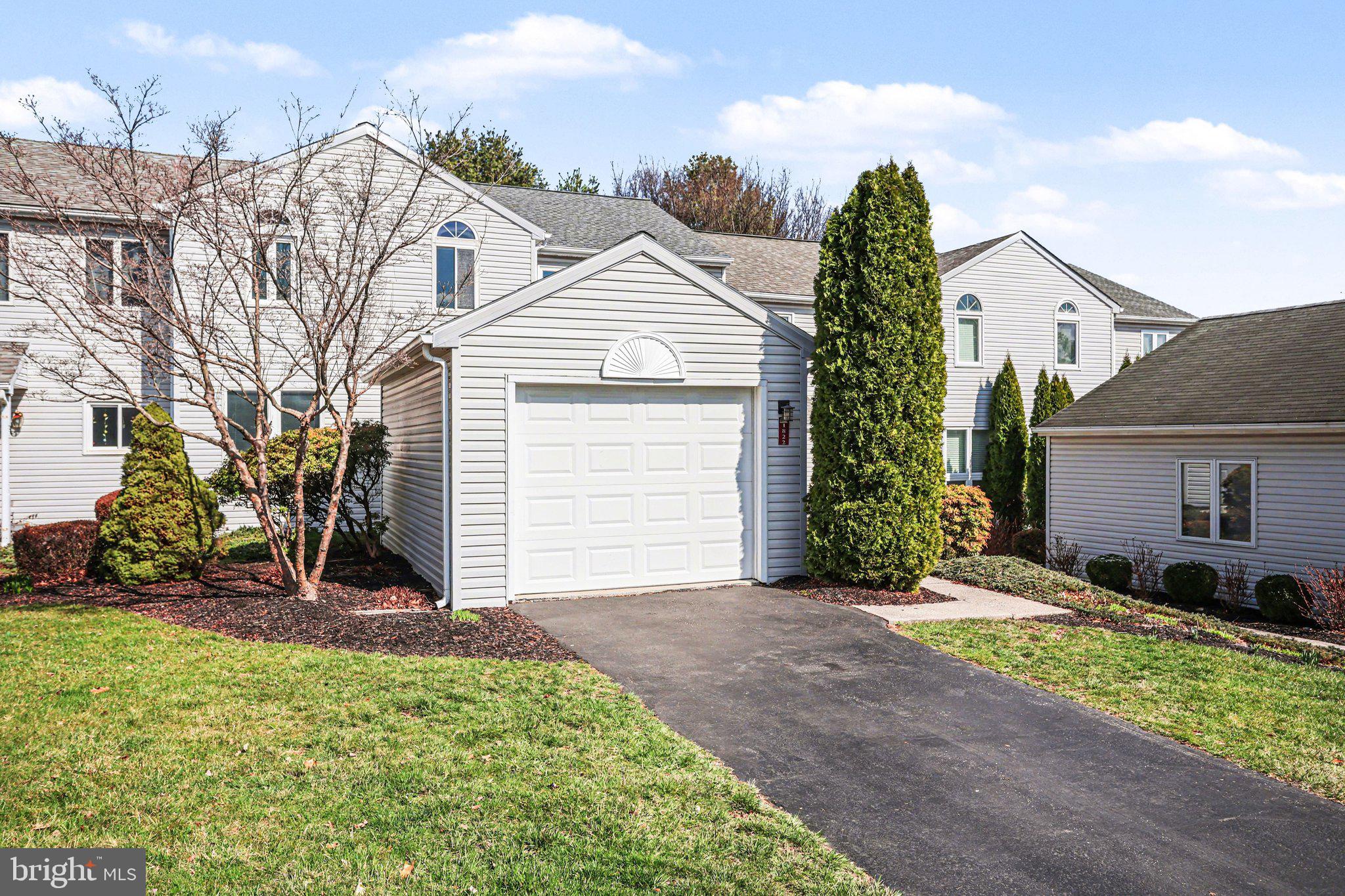 BEACON HILL - Residential