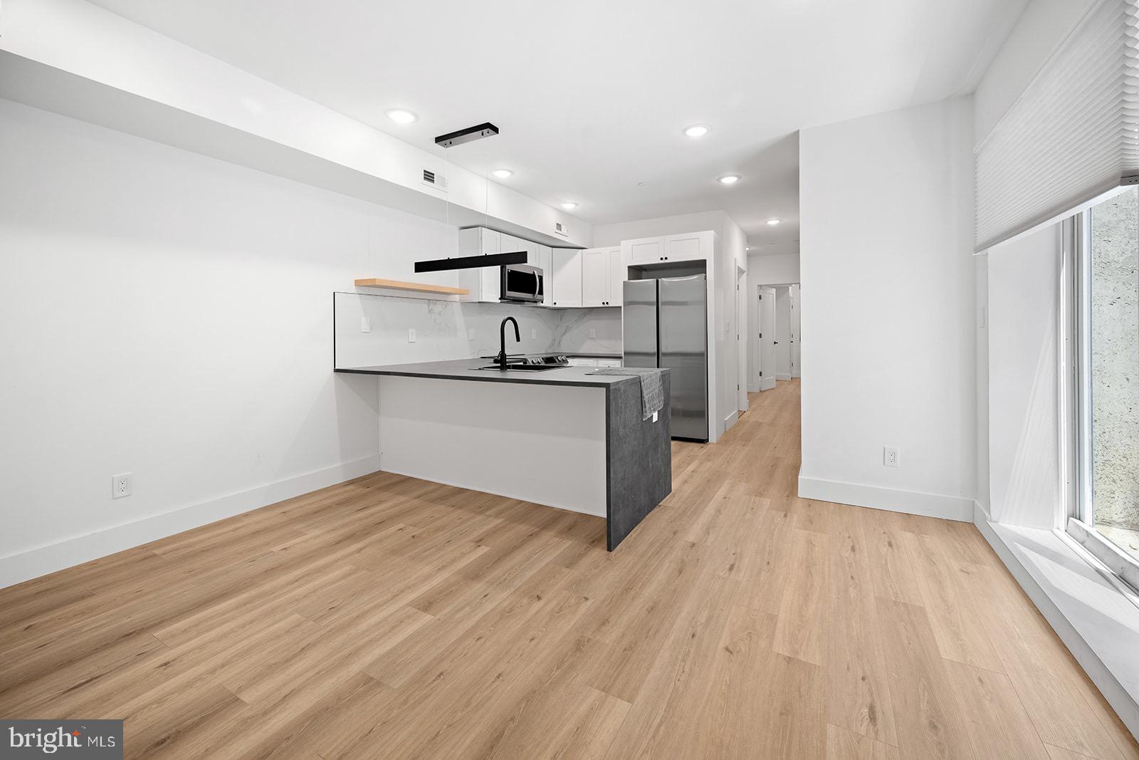 STRAWBERRY MANSION - Residential Lease