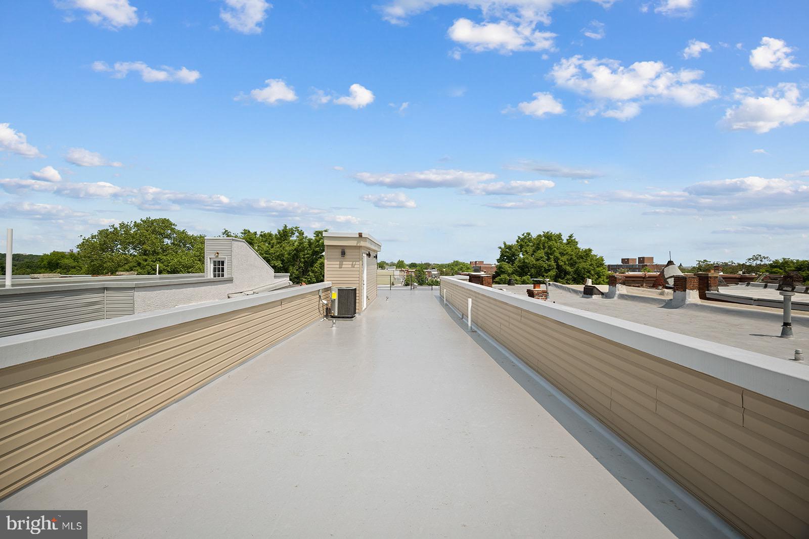 STRAWBERRY MANSION - Residential Lease