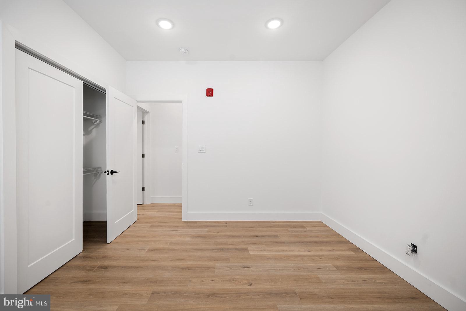 STRAWBERRY MANSION - Residential Lease