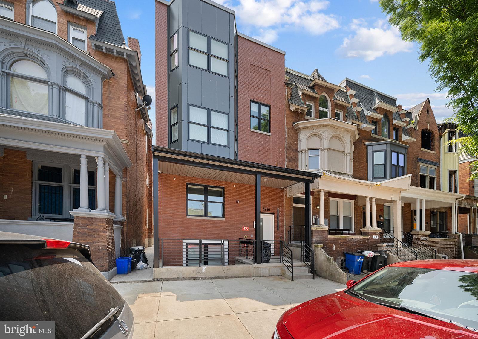 STRAWBERRY MANSION - Residential Lease