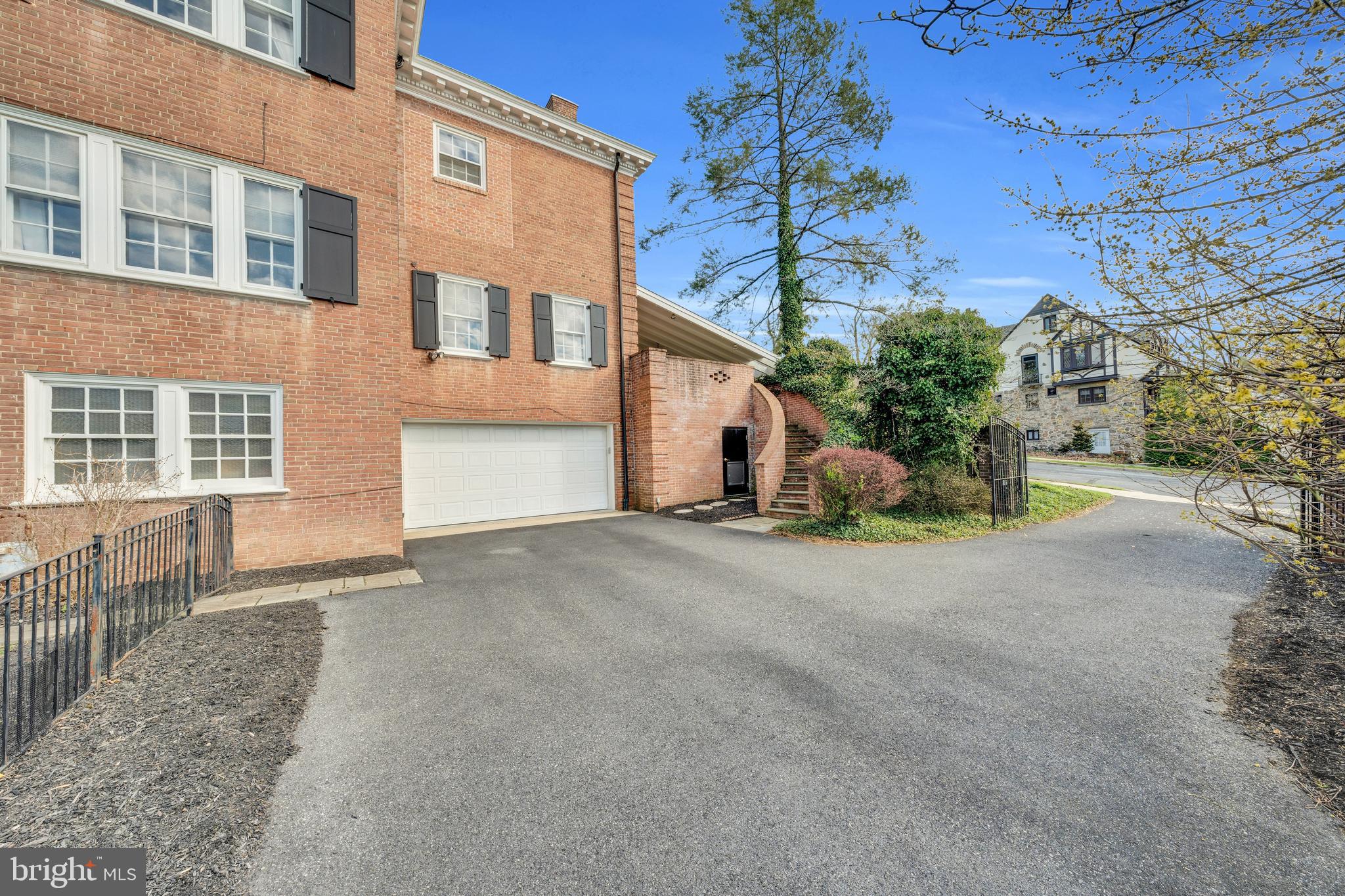 HAMPDEN HEIGHTS - Residential