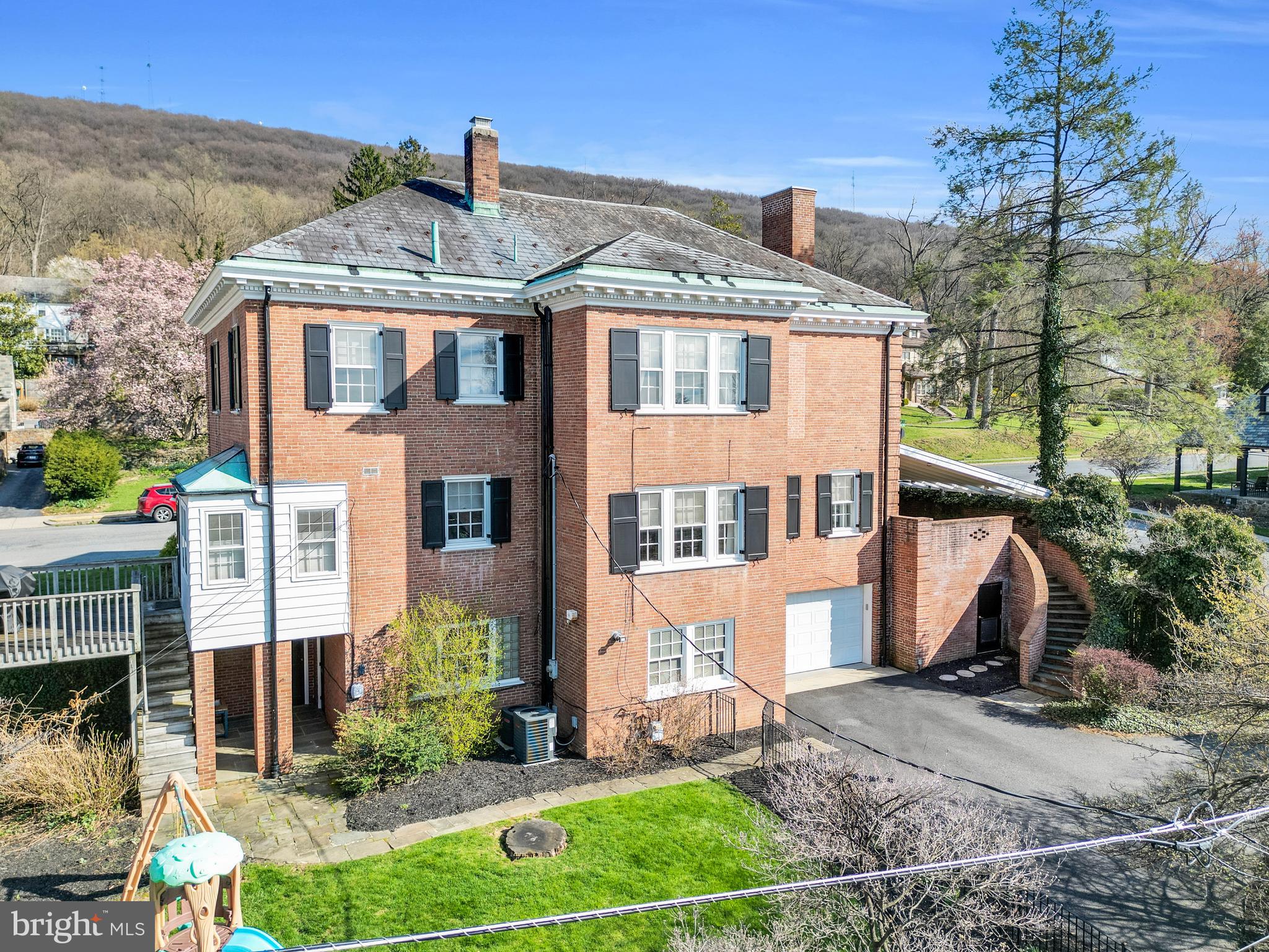 HAMPDEN HEIGHTS - Residential