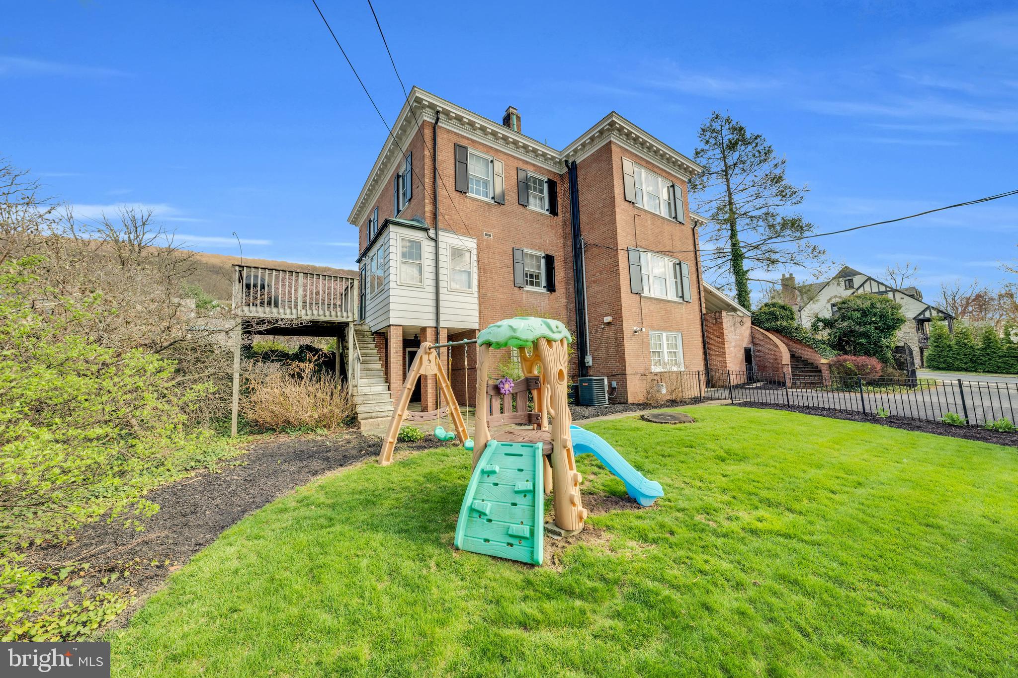 HAMPDEN HEIGHTS - Residential