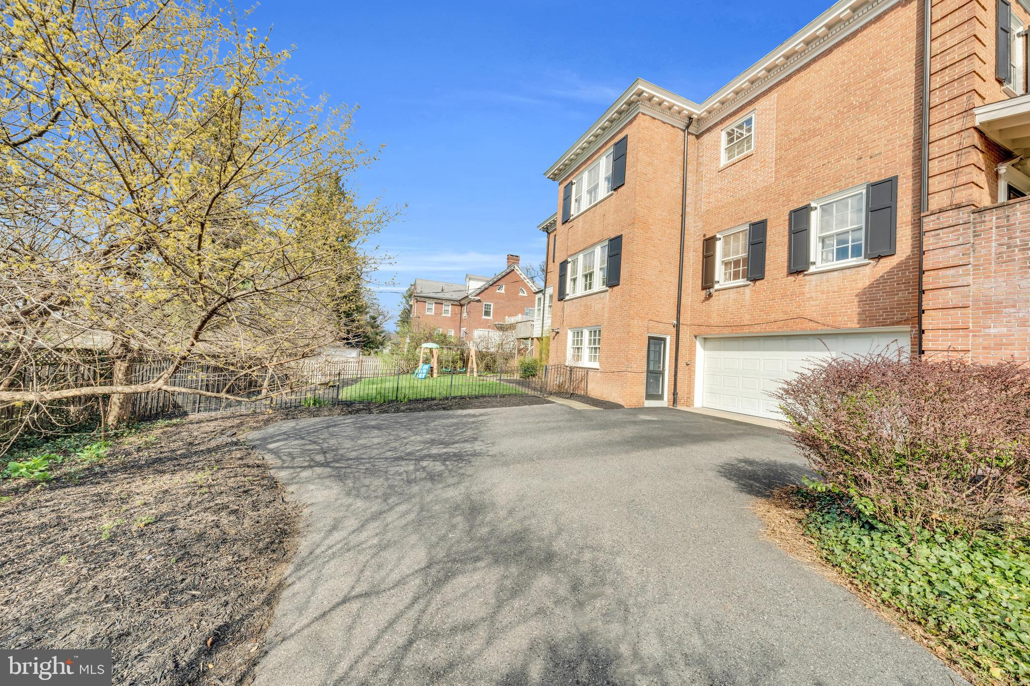 HAMPDEN HEIGHTS - Residential