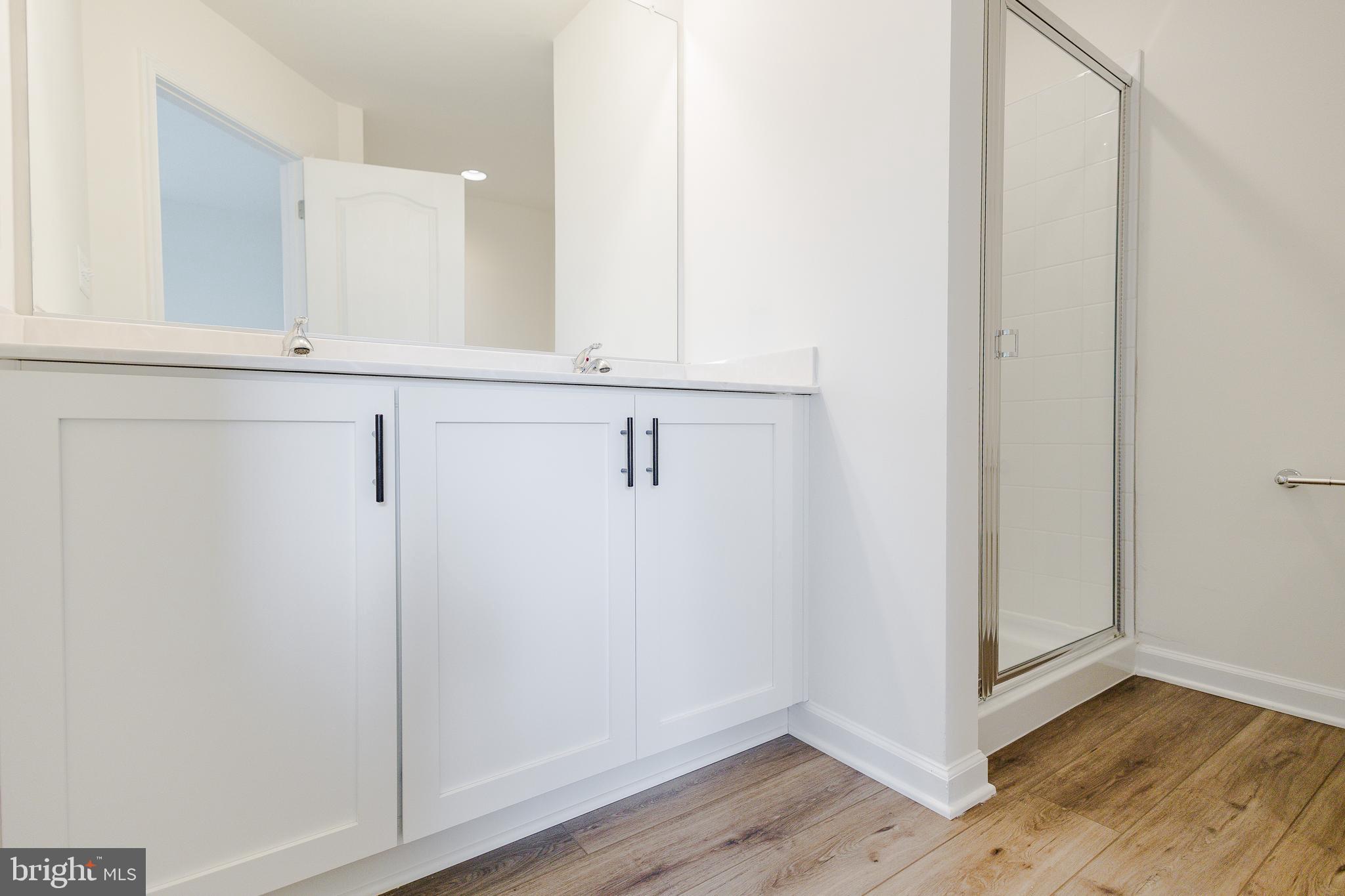 TOWNES AT TATE MANOR - Residential Lease