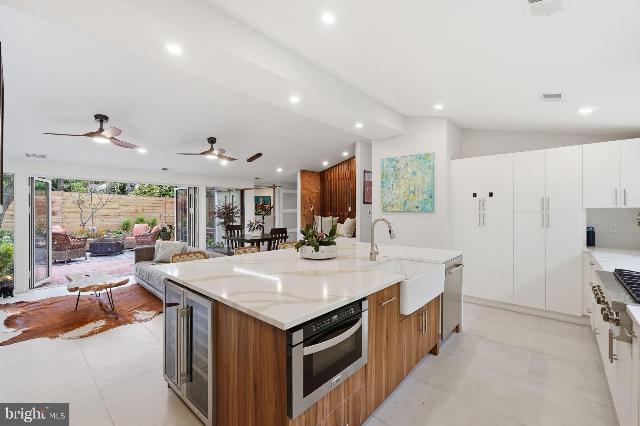 HAMMOND WOODS - Residential