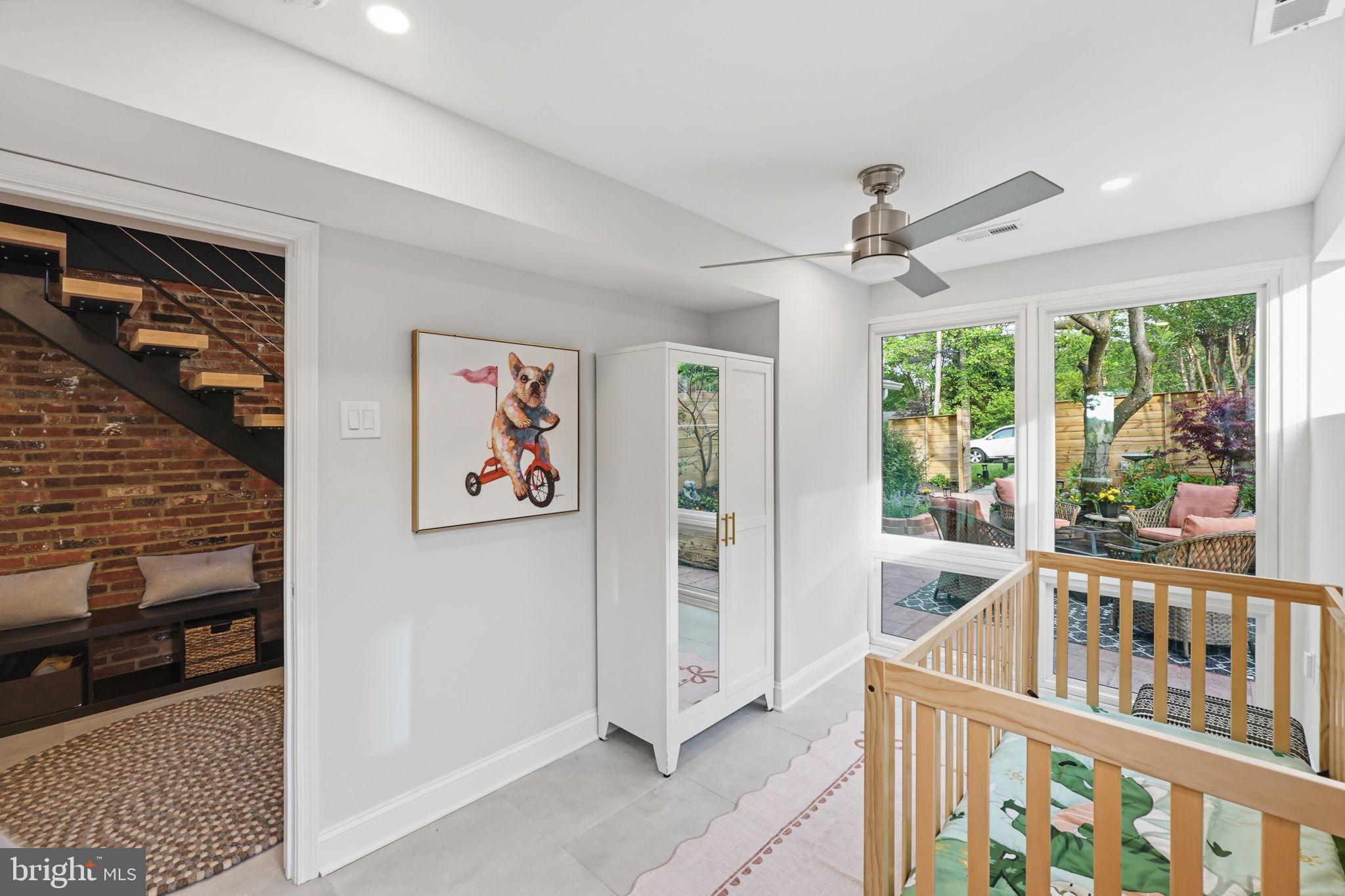 HAMMOND WOODS - Residential