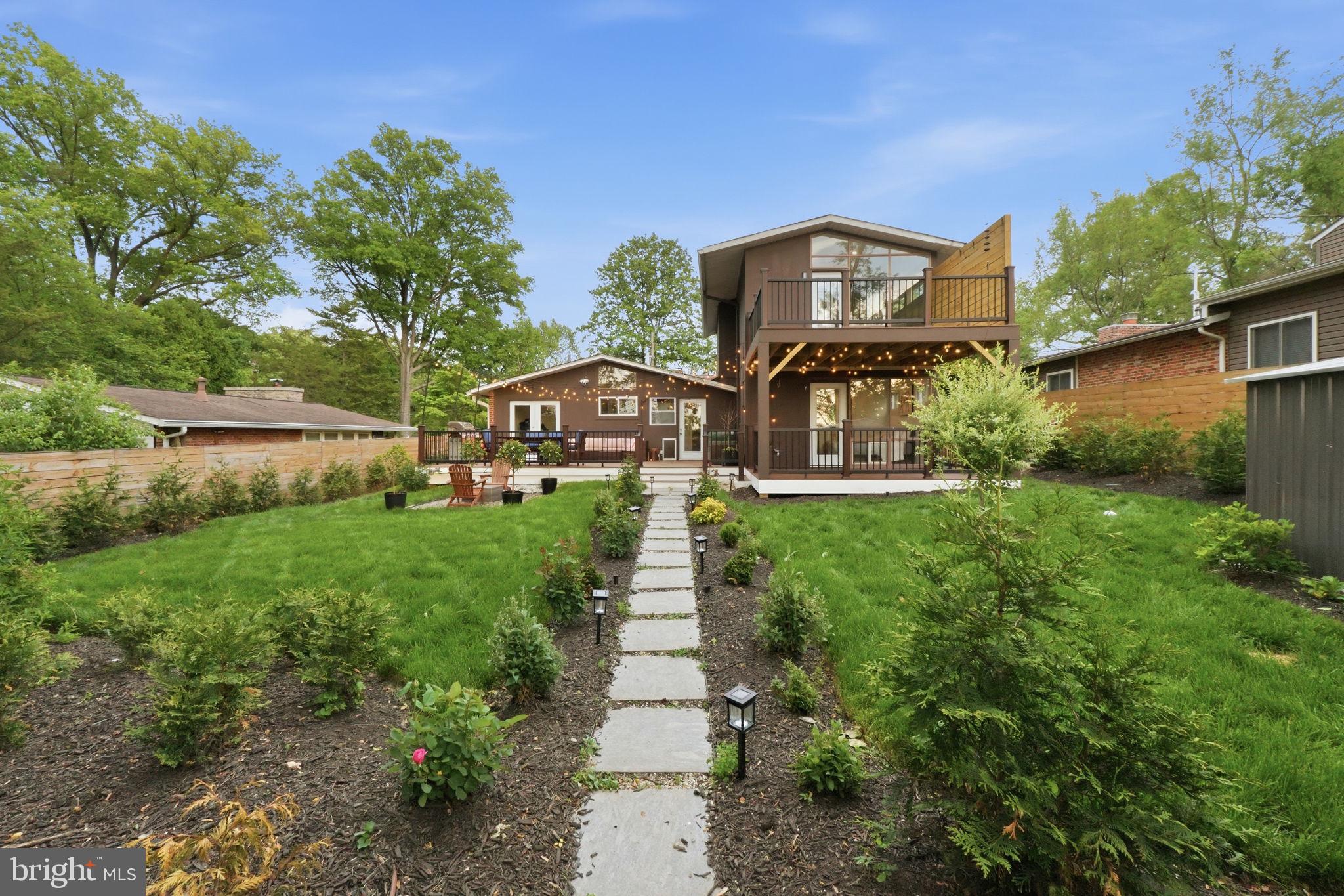 HAMMOND WOODS - Residential