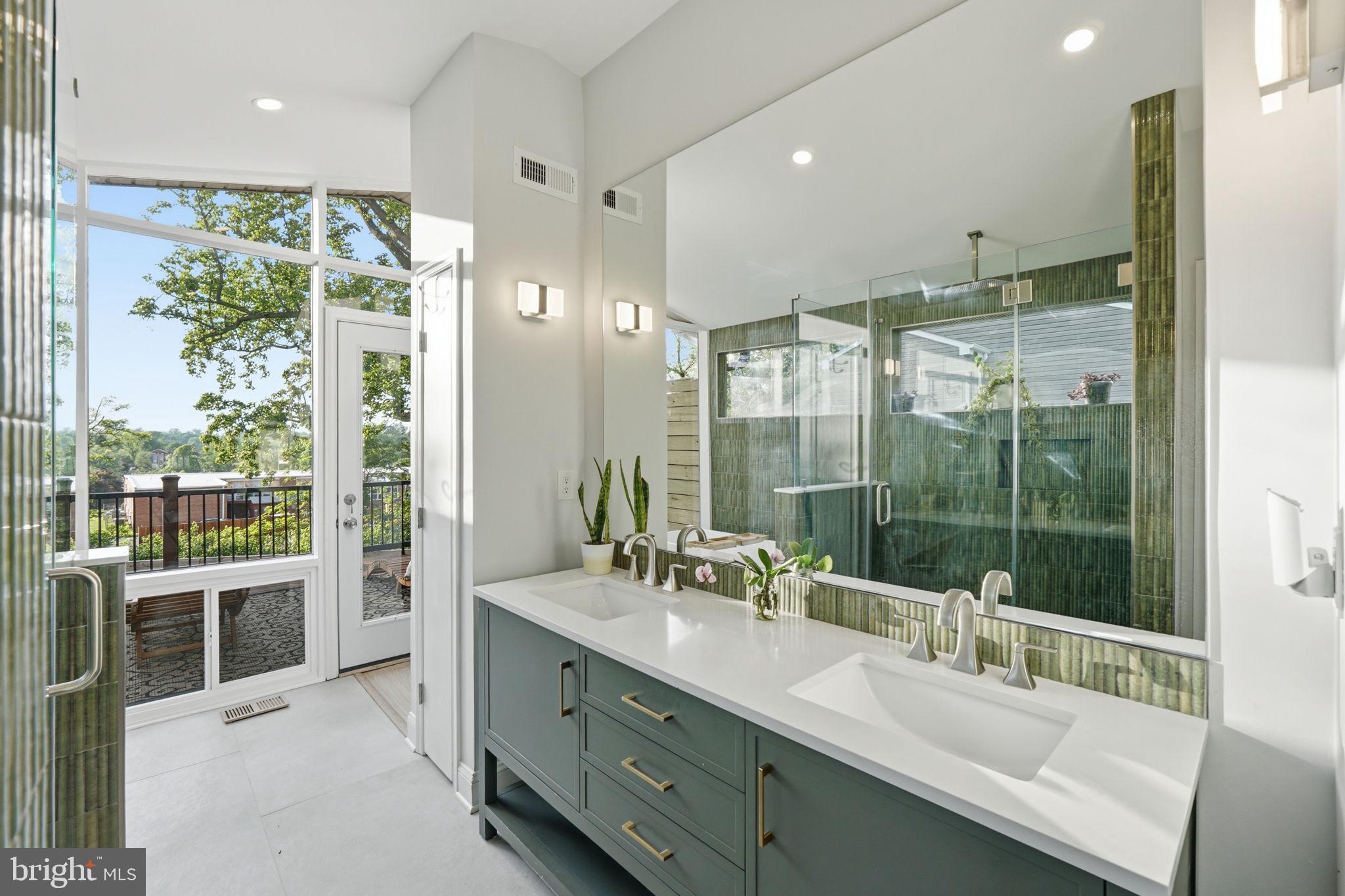 HAMMOND WOODS - Residential