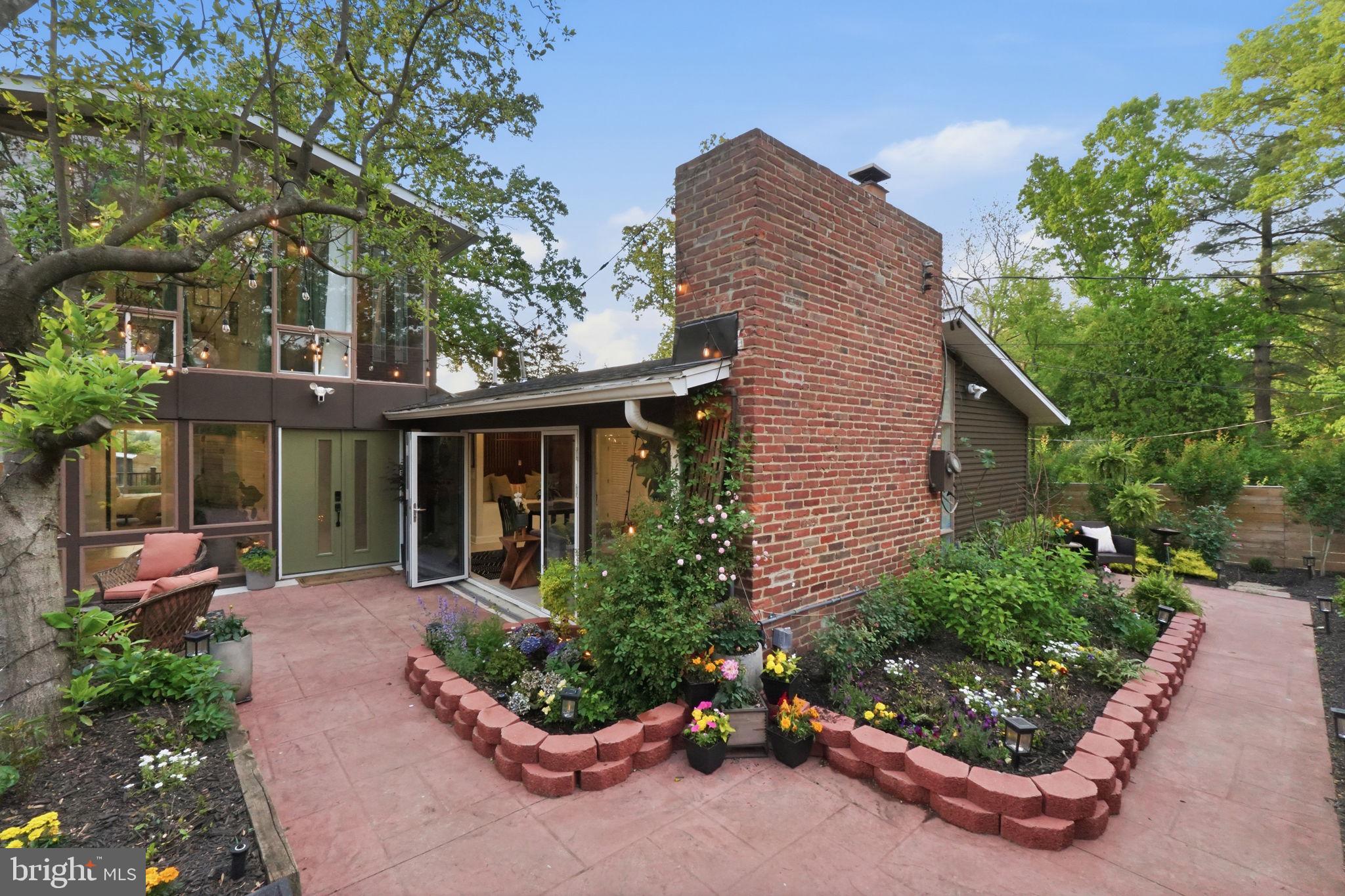 HAMMOND WOODS - Residential