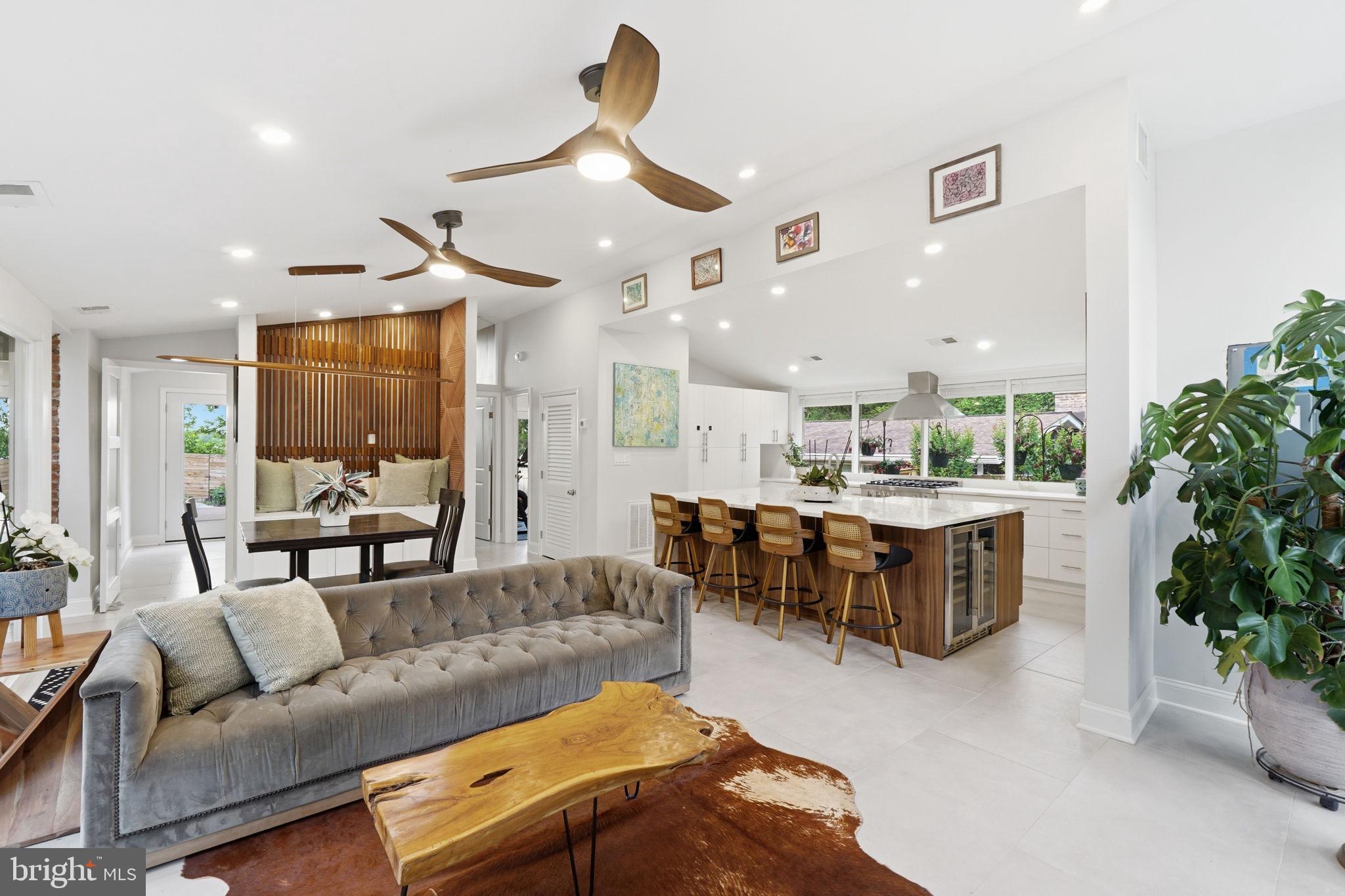 HAMMOND WOODS - Residential