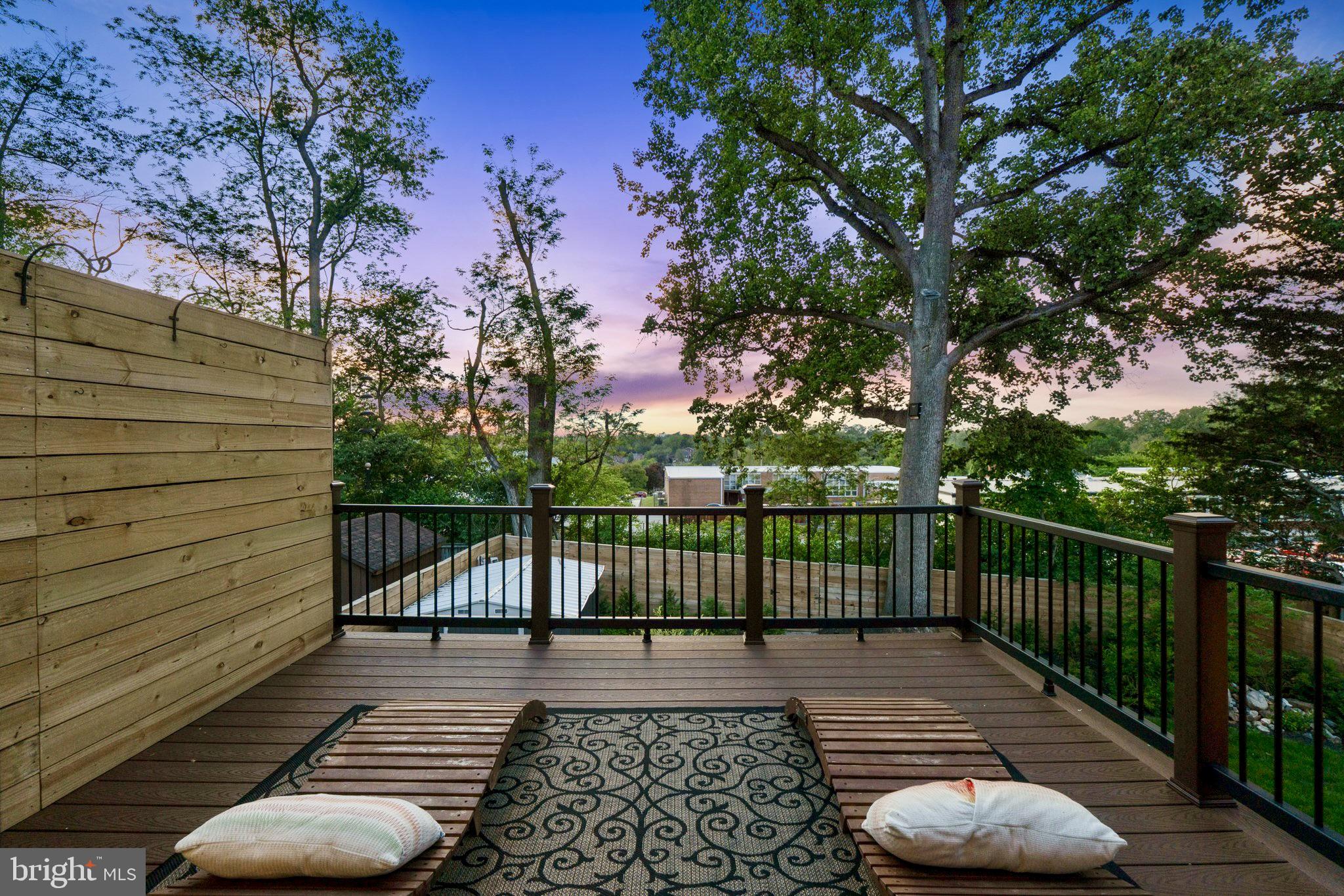 HAMMOND WOODS - Residential