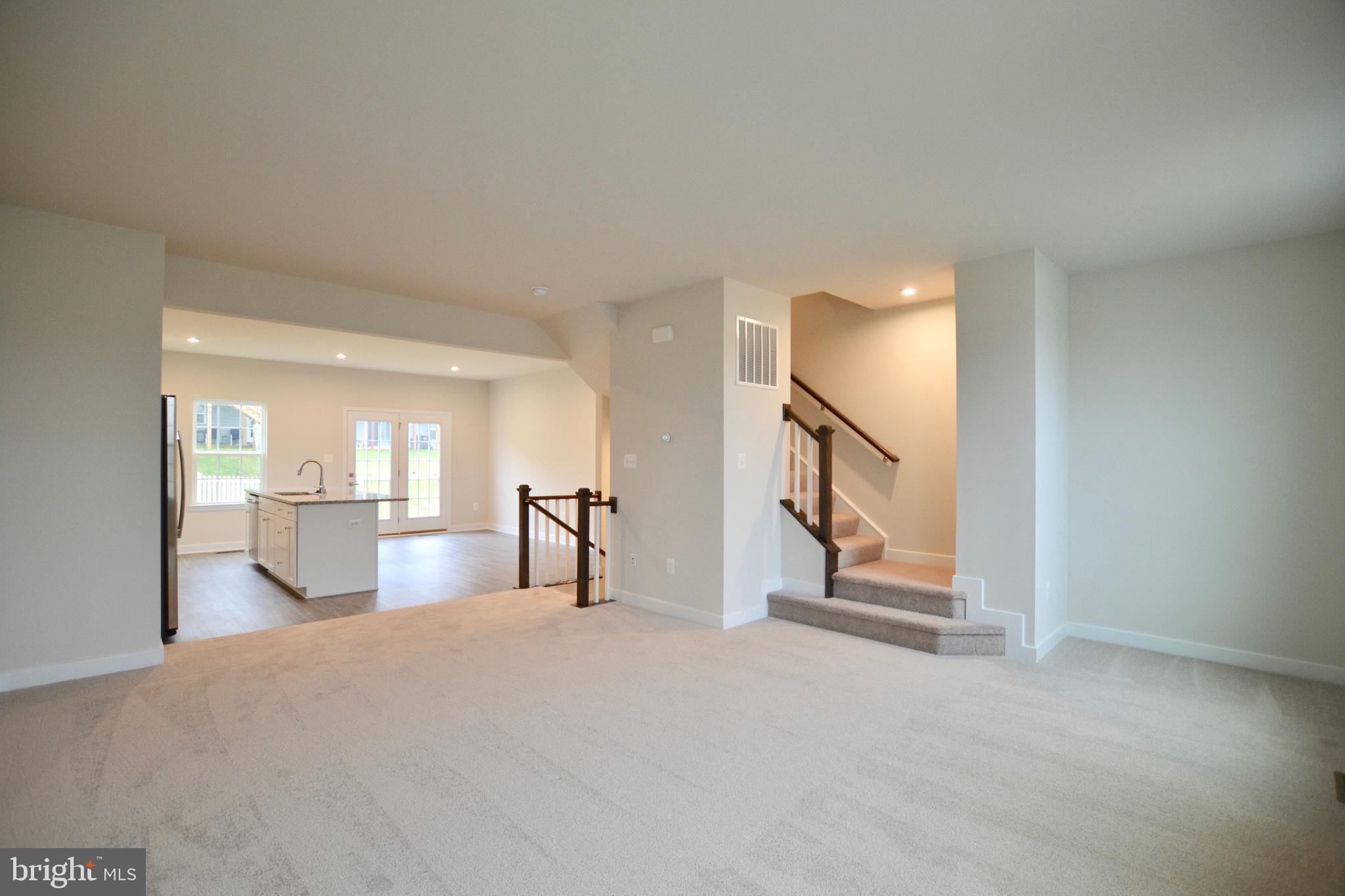 POTOMAC STATION - Residential Lease