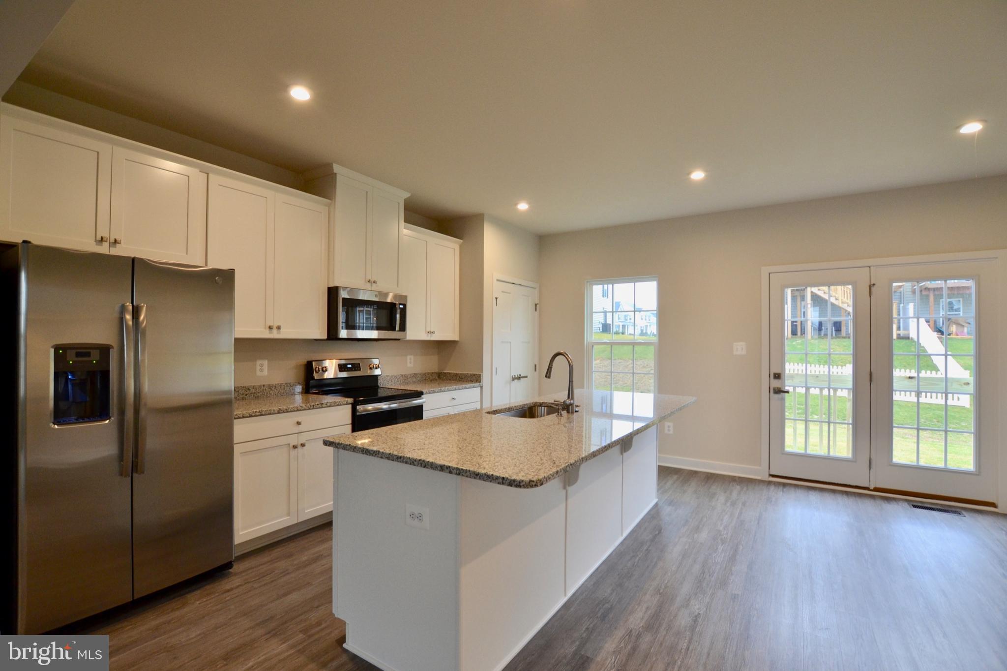 POTOMAC STATION - Residential Lease