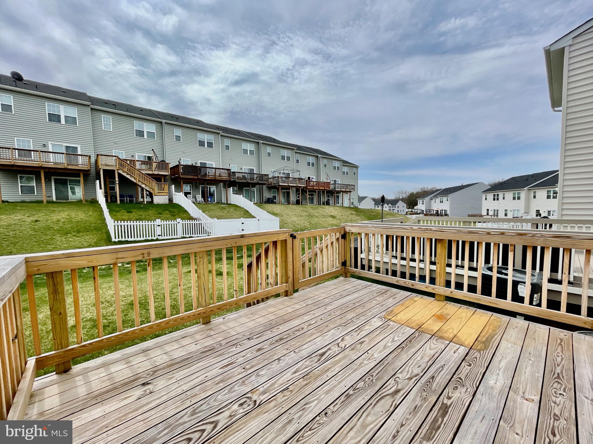 POTOMAC STATION - Residential Lease