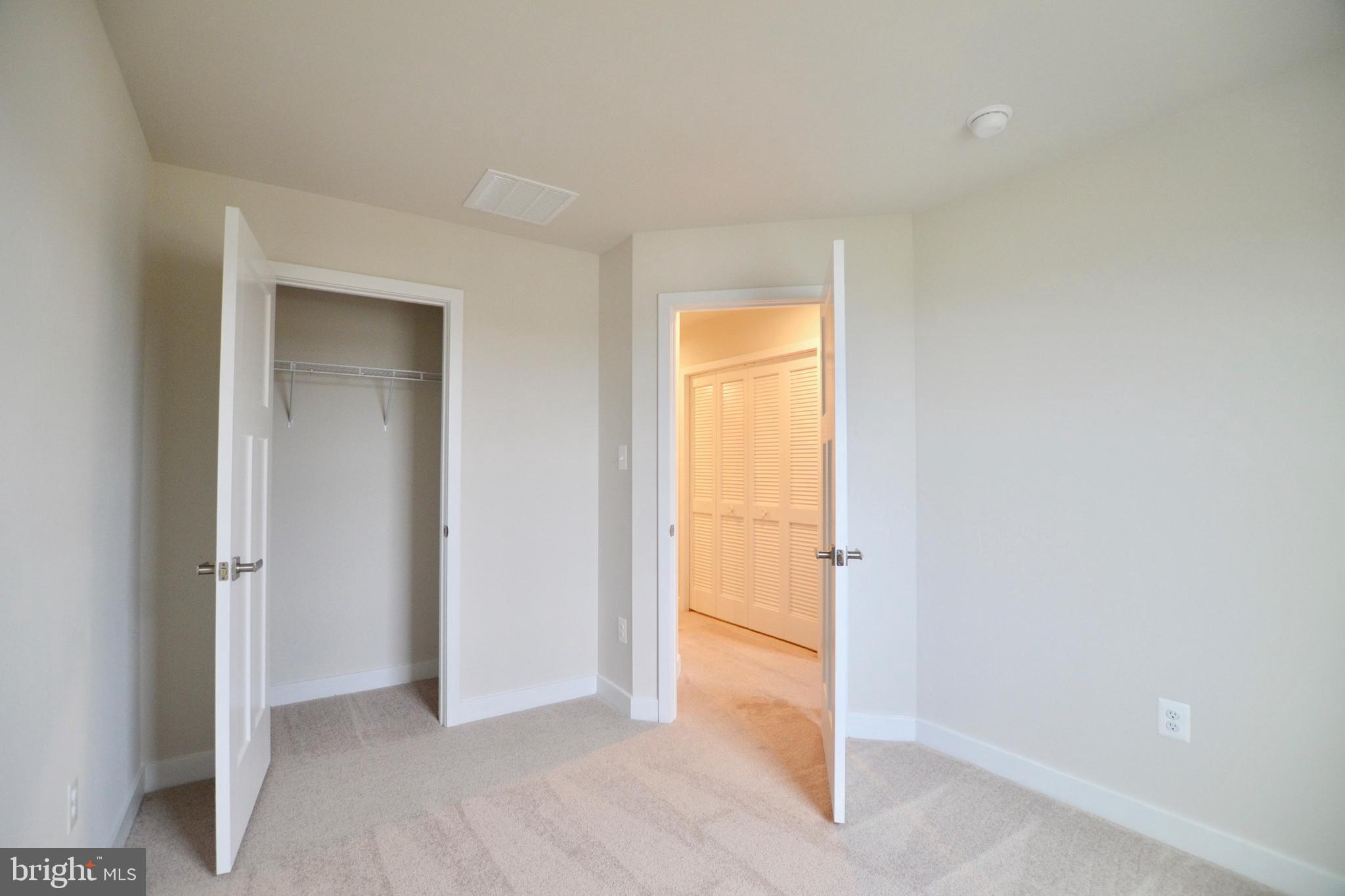 POTOMAC STATION - Residential Lease