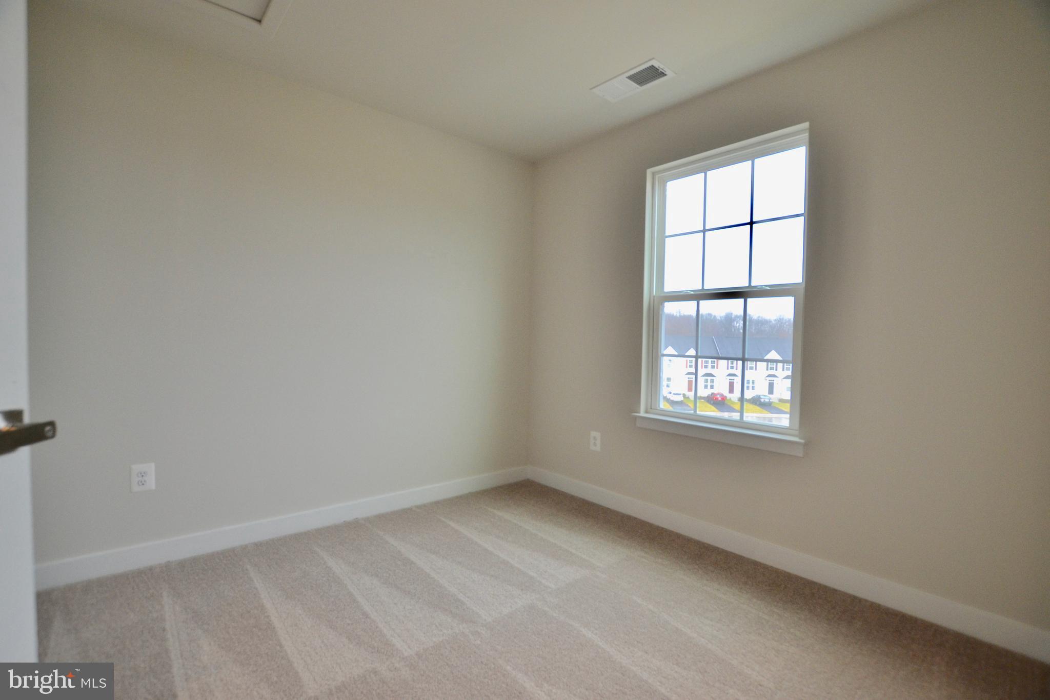 POTOMAC STATION - Residential Lease