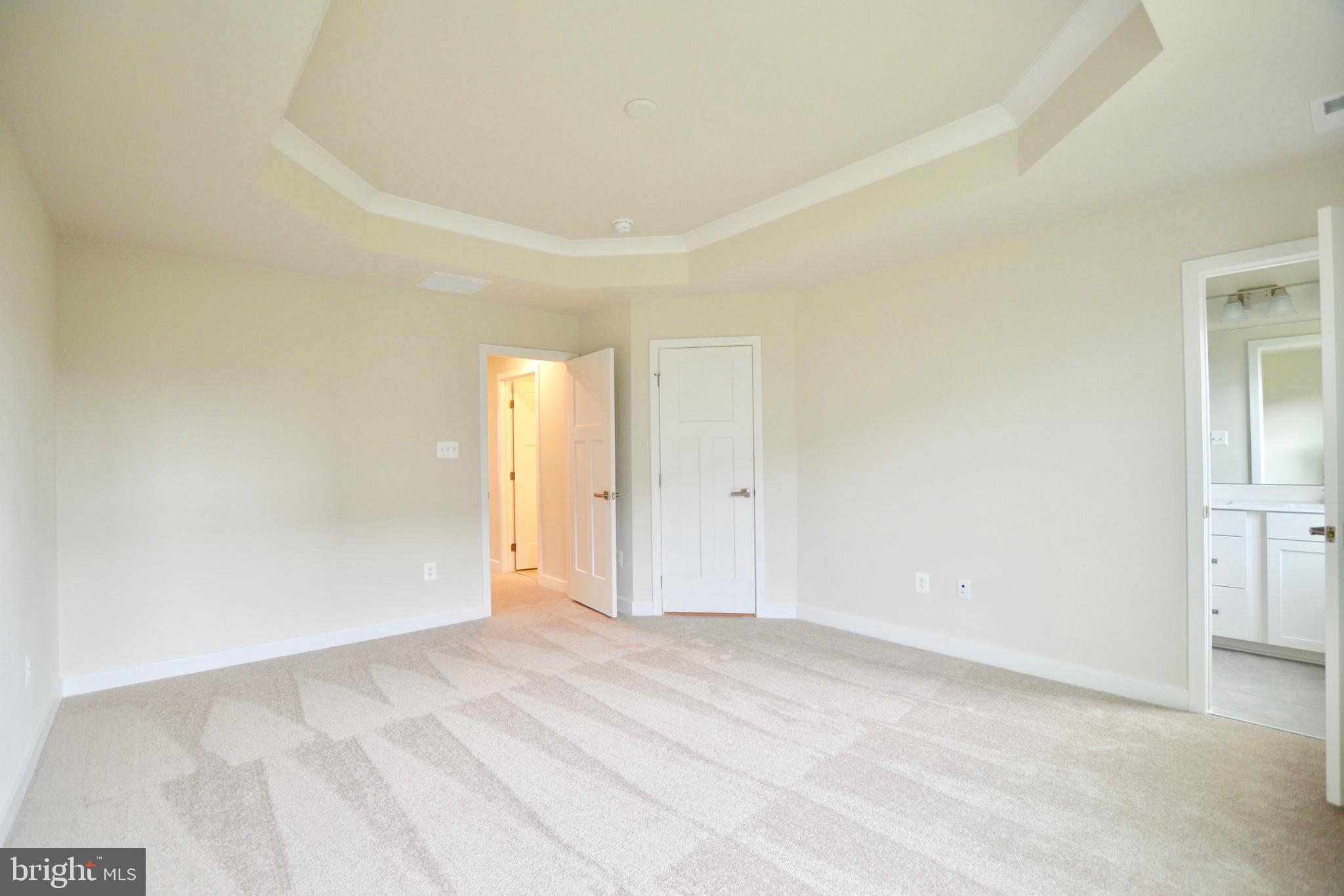 POTOMAC STATION - Residential Lease