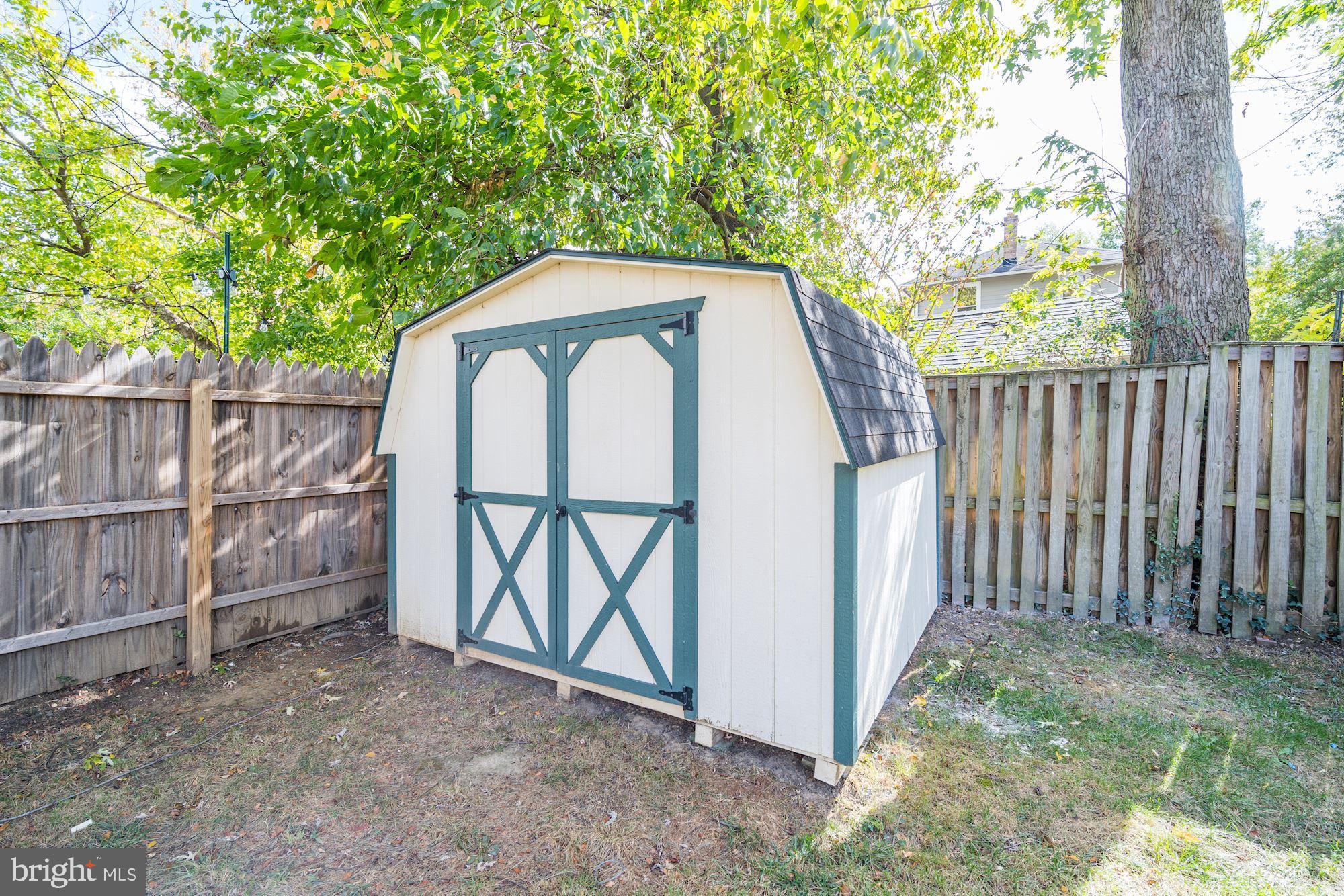 DEL RAY - Residential