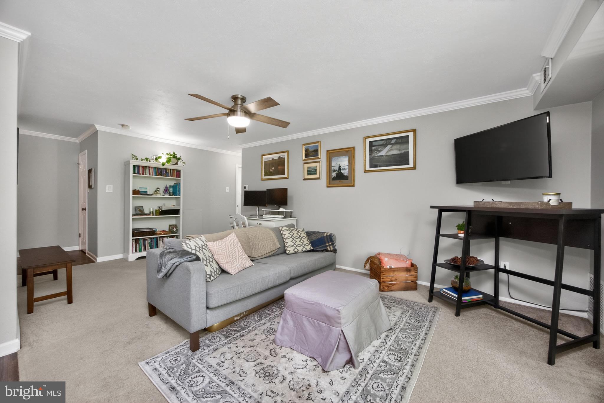 FOX VALLEY - Residential